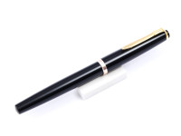 1960s Reform Germany 4328 Round Black & Gold 14K Gold Super Flex EF to 3B Nib Fountain Pen