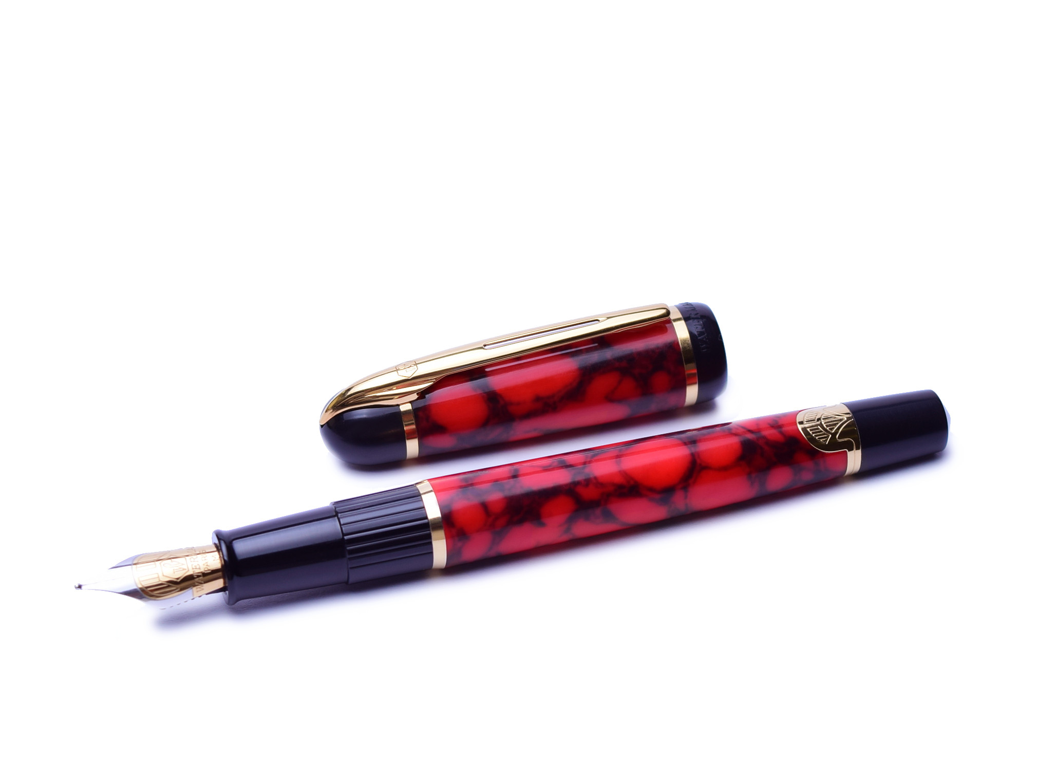 Waterman Phileas Kultur Reflectis  Fountain Pen Dark Red Fine Pt Pen New