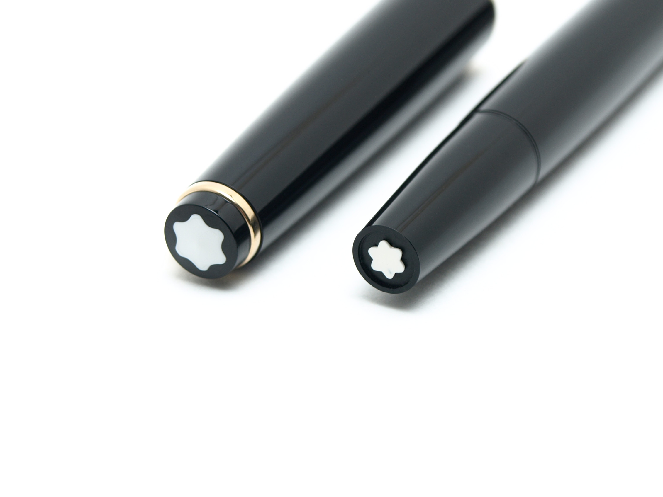 Stunning 1960's MONTBLANC #32 Precious Black Resin EF 14K Gold