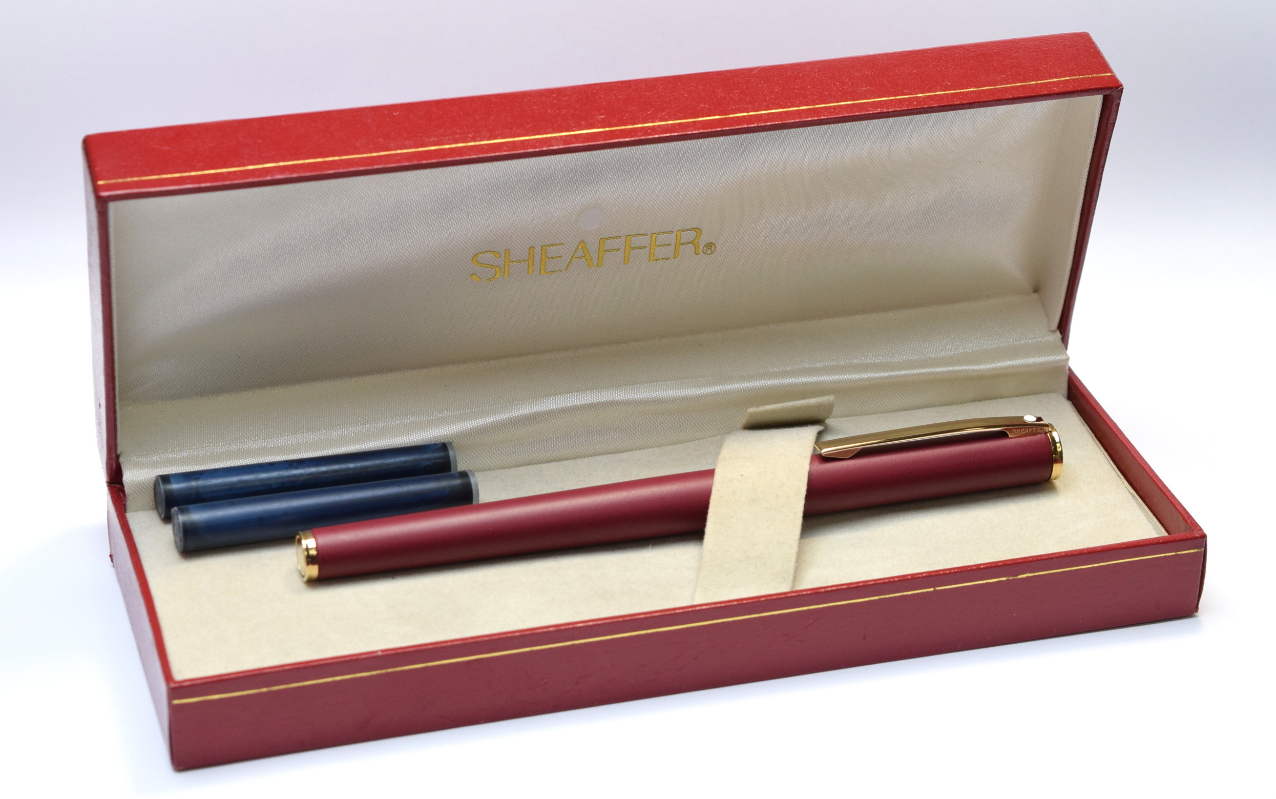 NOS 1990s Sheaffer Fashion II Model 263 Ladi's Maroon Burgundy Red