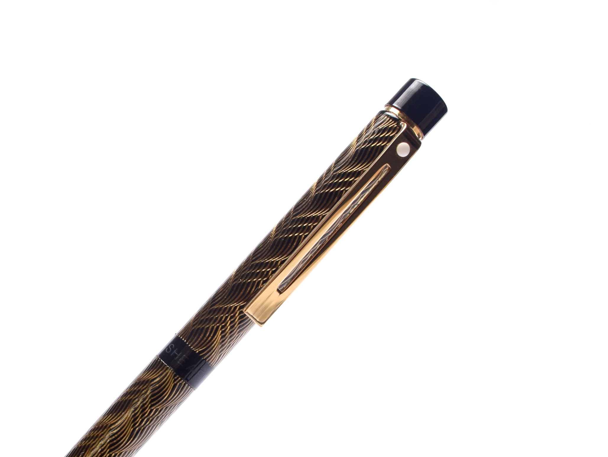 Sheaffer Targa 676s Slim 585 14K Gold M Medium Nib Guilloche