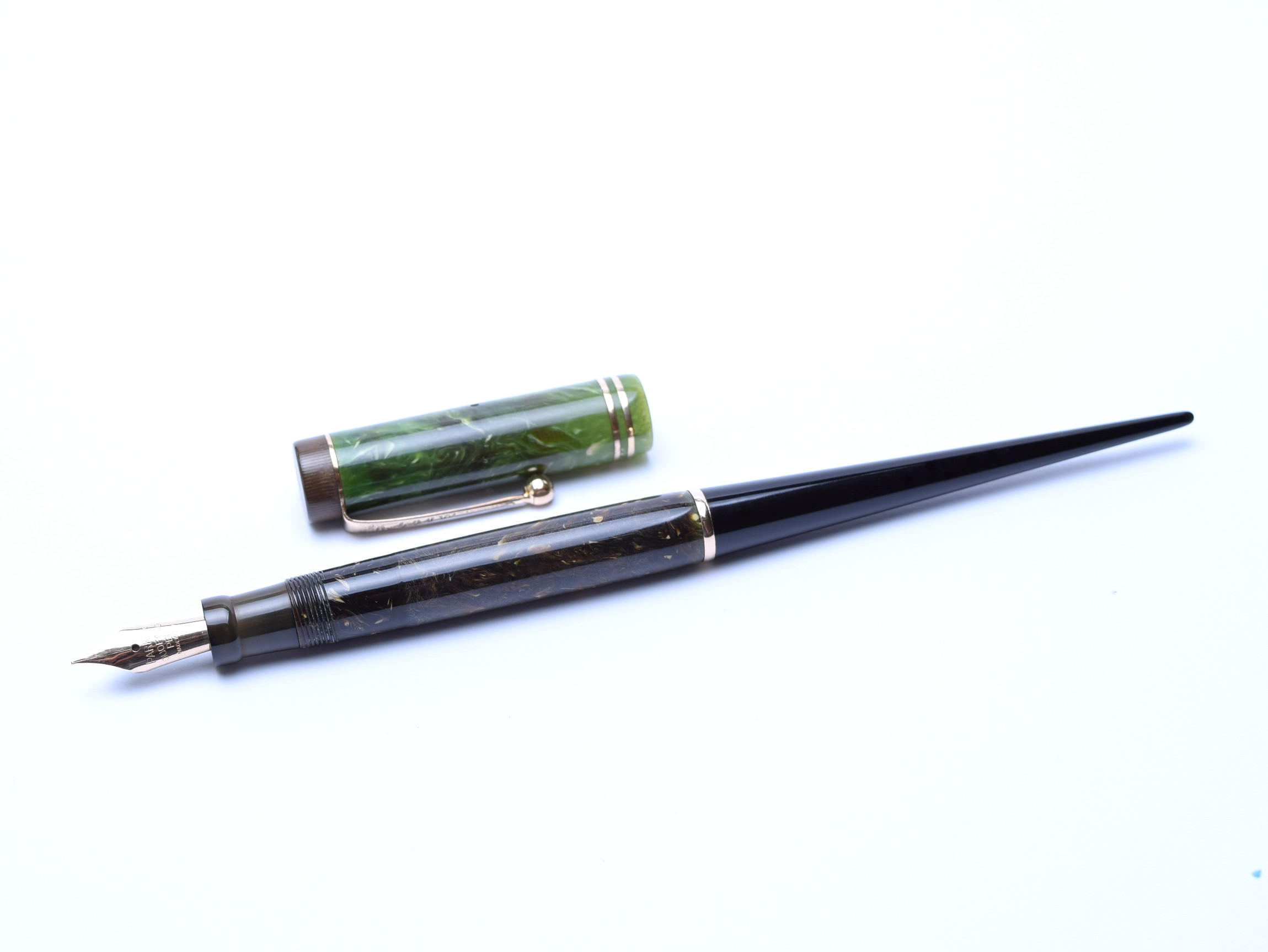 Parker Lucky Curve 万年筆 マーブルグリーン 1930s Parker Duofold Jade Green Lucky Curve Desk Pen Push