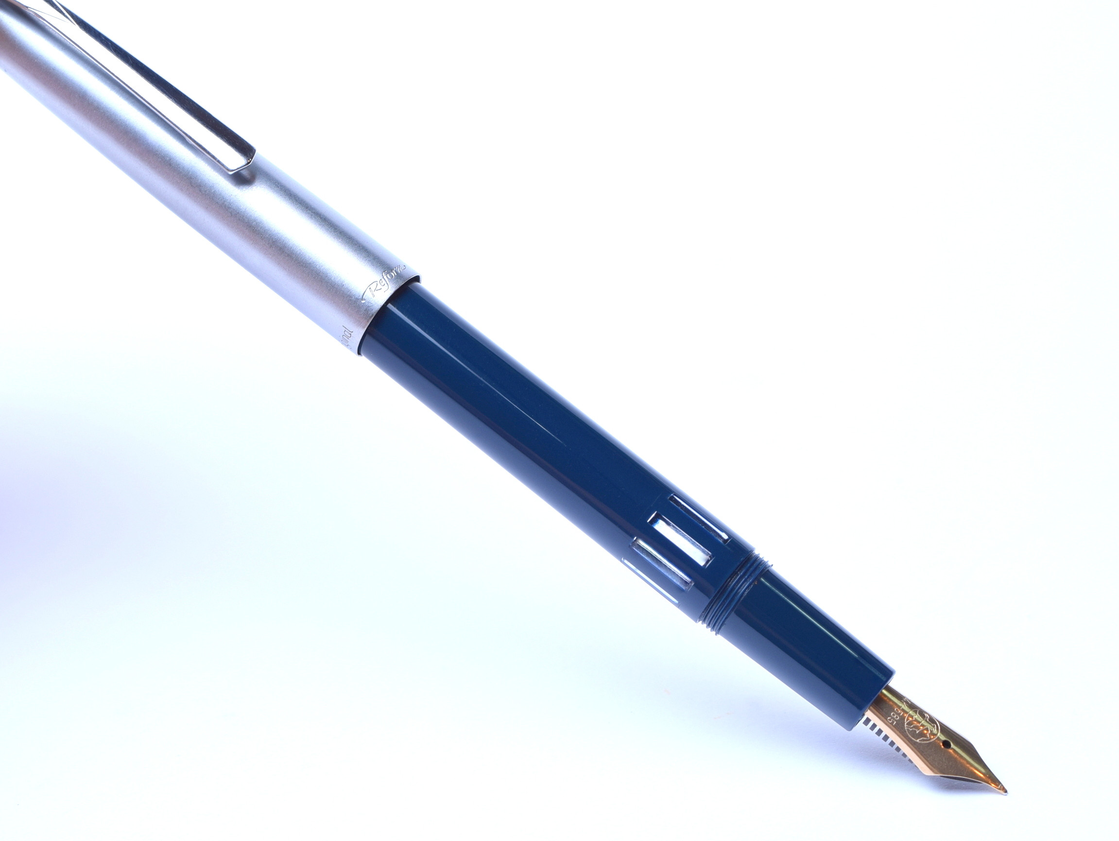 1970's Reform Classic Dark Blue and Steel Super Flexible 14K 585 Gold