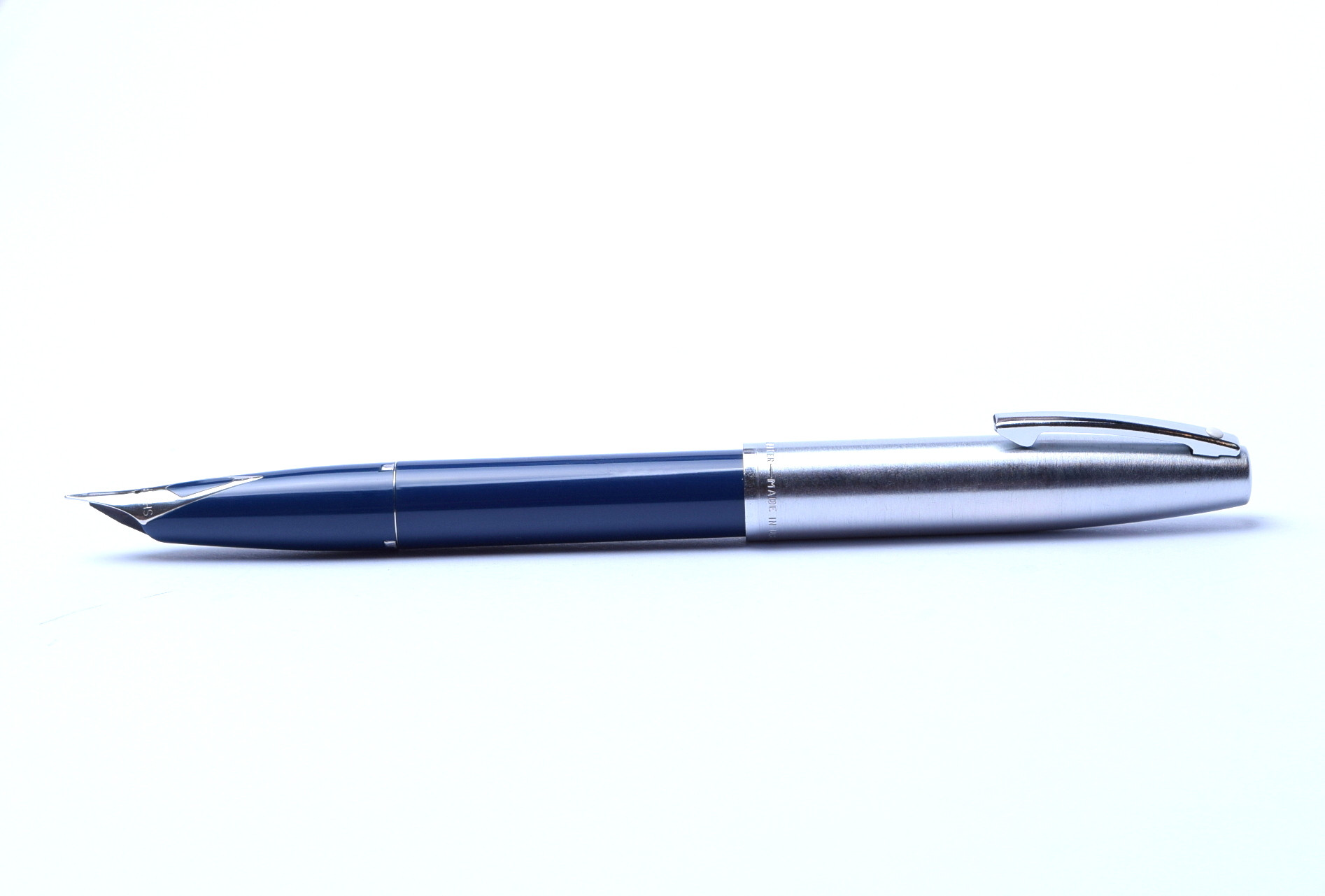 1970's Sheaffer 440 Dark Navy Blue & Brushed Steel F Fine Nib Fountain Pen