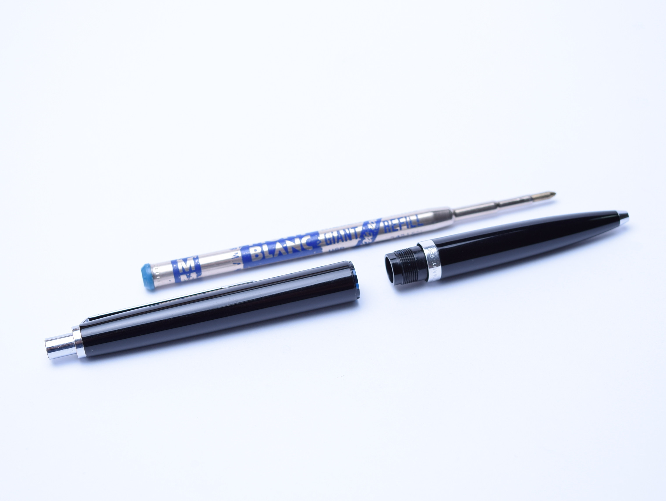 1970s MONTBLANC No.690 Traveller Ballpoint Pen Push Button