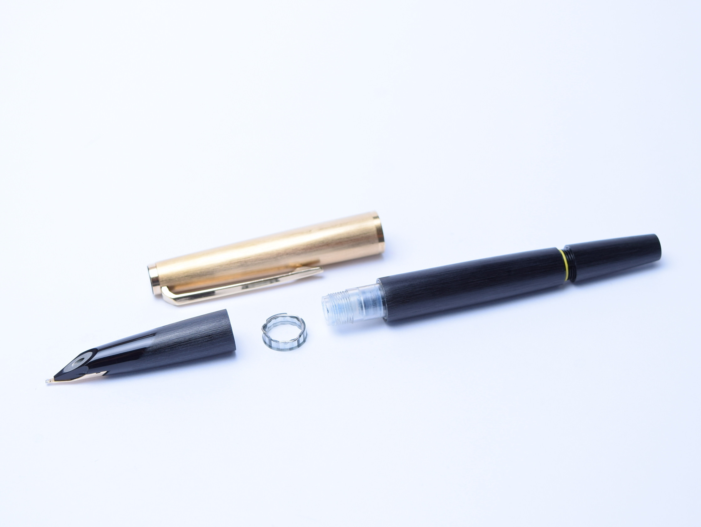 Rare 1960's MONTBLANC No. 224 Brushed Gold Plated Fountain Pen OBB