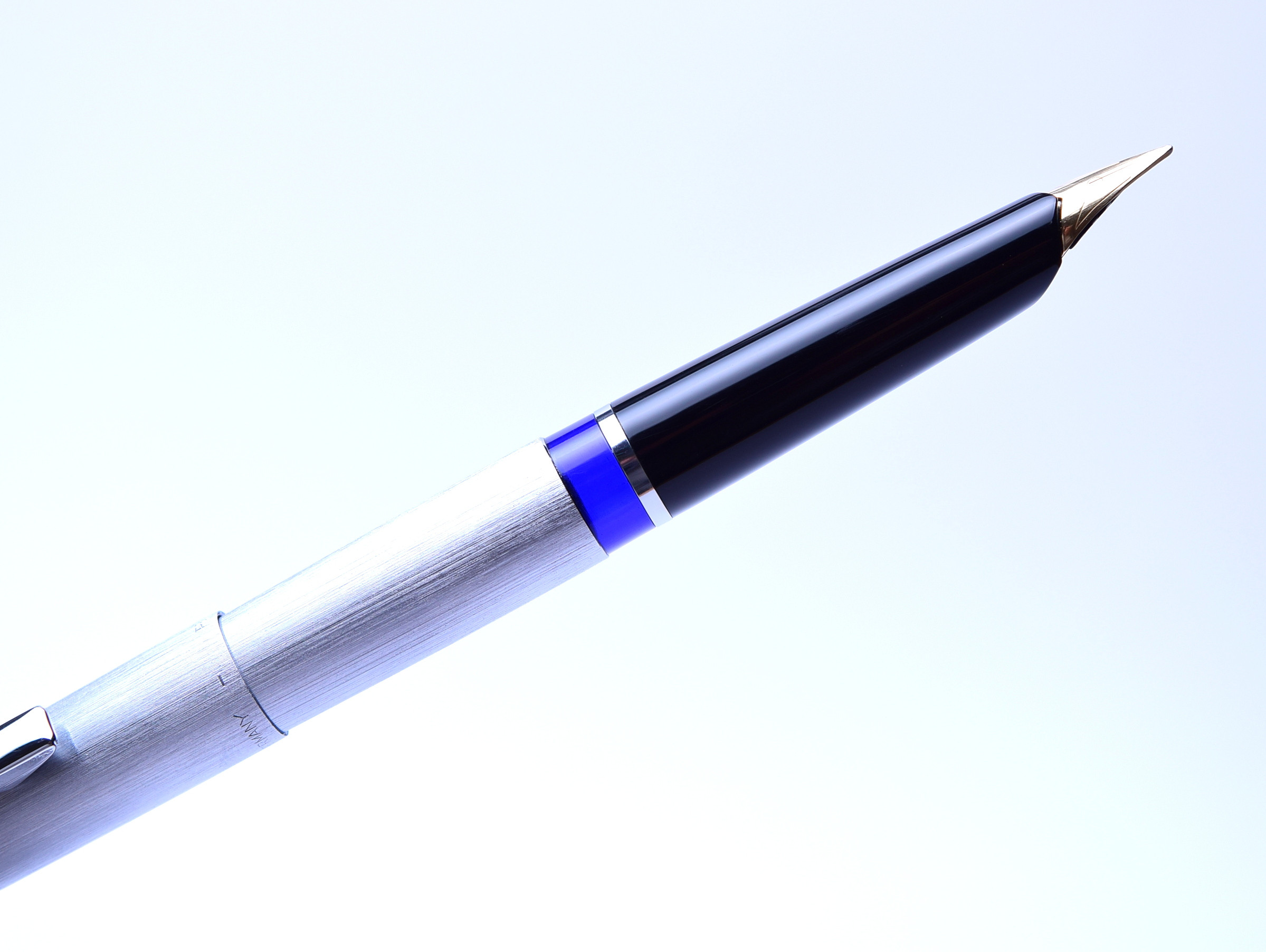 Rare 1970's Pelikan SILVEXA No.28 Brushed Aluminum 14K 585 Gold EF