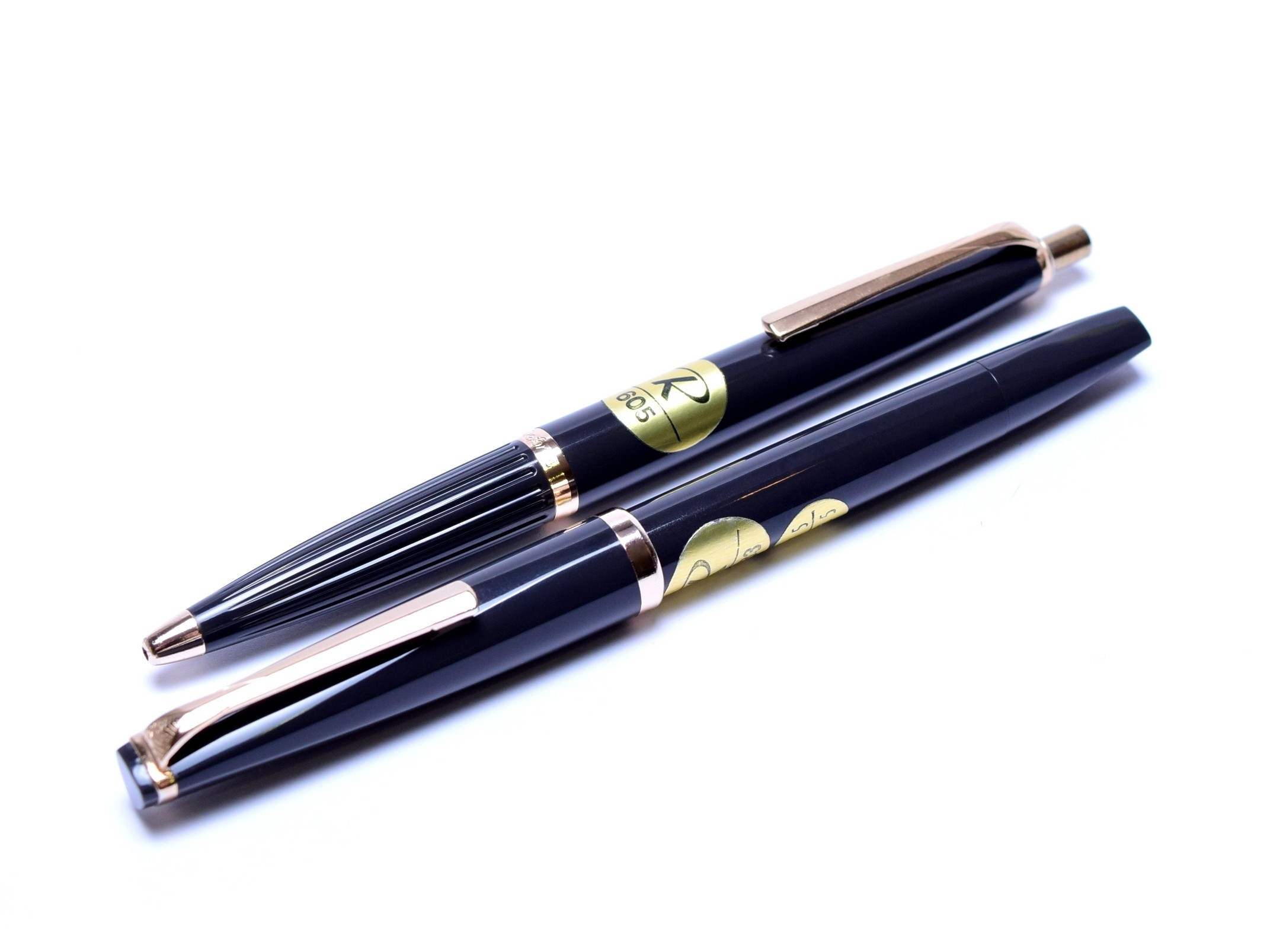 Stunning NOS 1960s Reform 4383 & 605 Triangular Black Resin Flexible