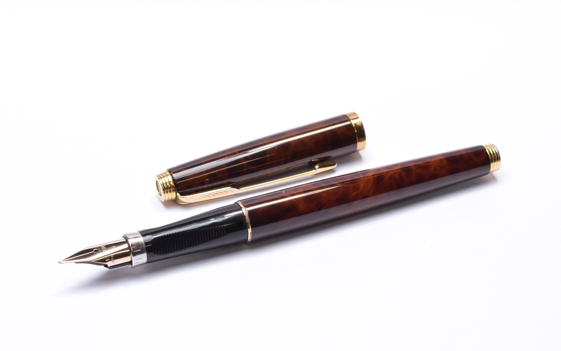 【’80ヴィンテージ⭐︎レア】14K Parker 75 万年筆 専用ケース付き Stunning Rare 1980s PARKER 75 Laque / Lacquer Woodgrain 14K Gold M
