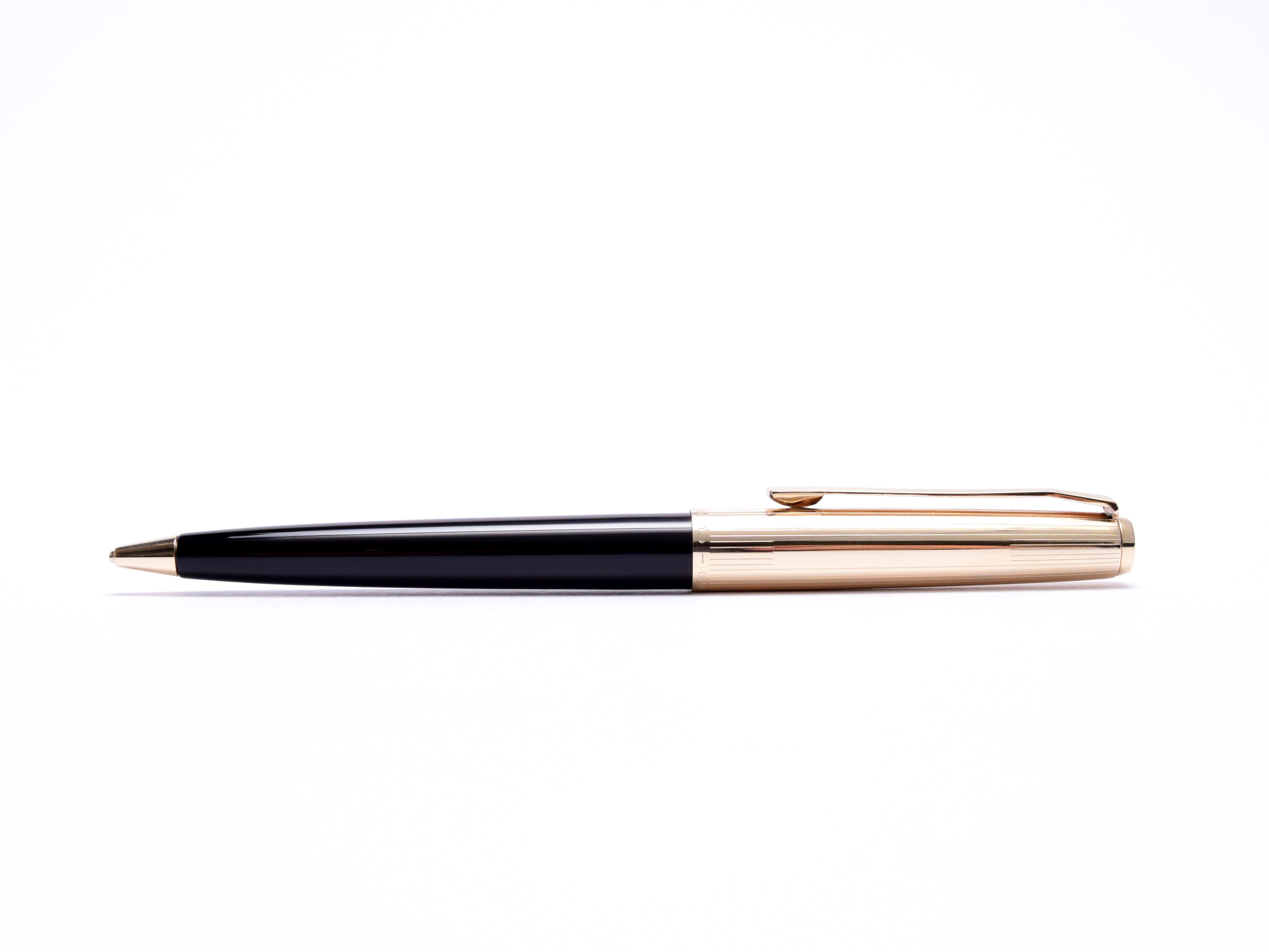 Mint 1960s Pelikan R30 / D30 / 30 Rolled Gold and Black Resin