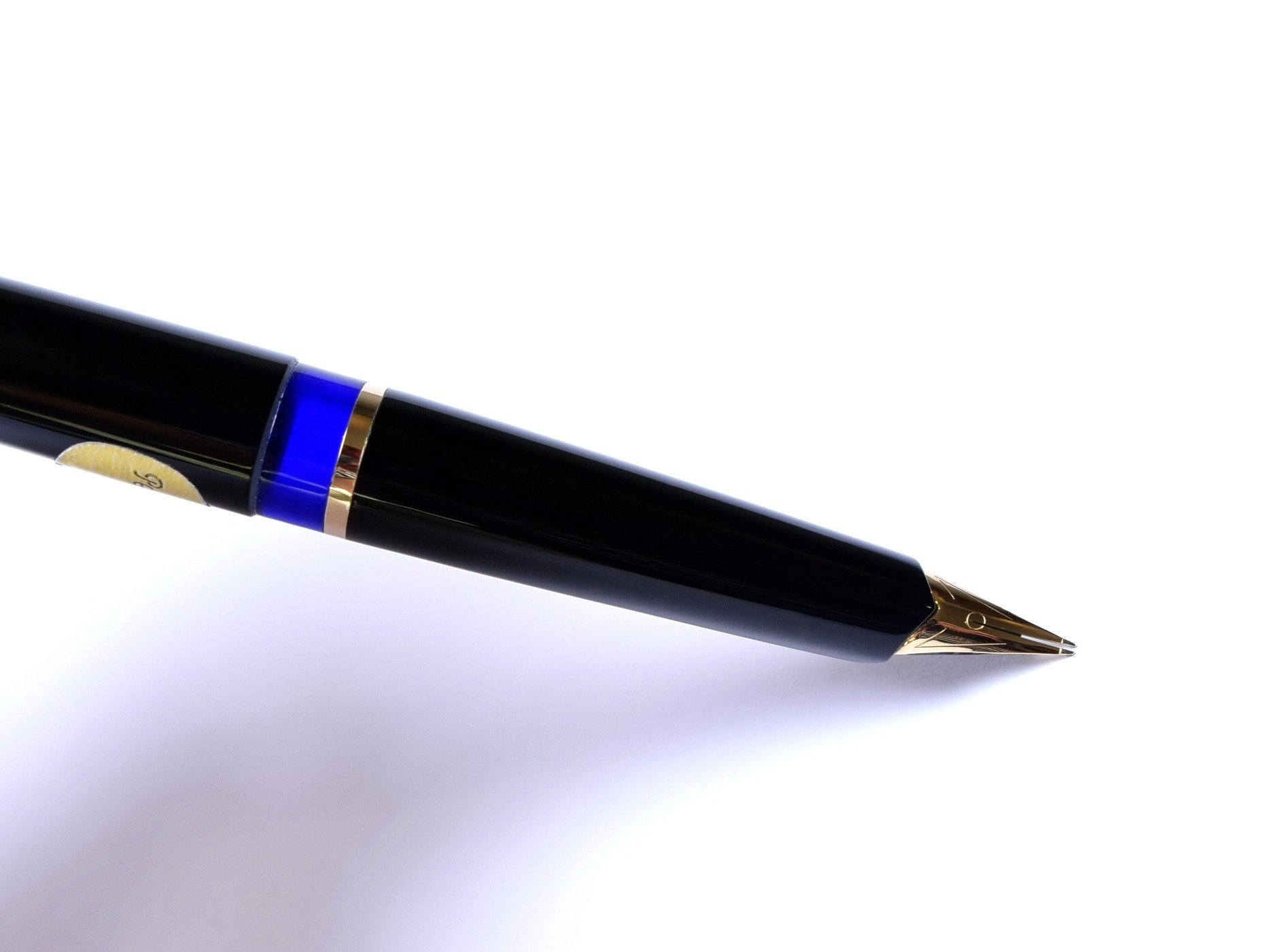 Vintage 1960s Pelikan Rolled Gold (M30) 14K 585 Gold EF Nib
