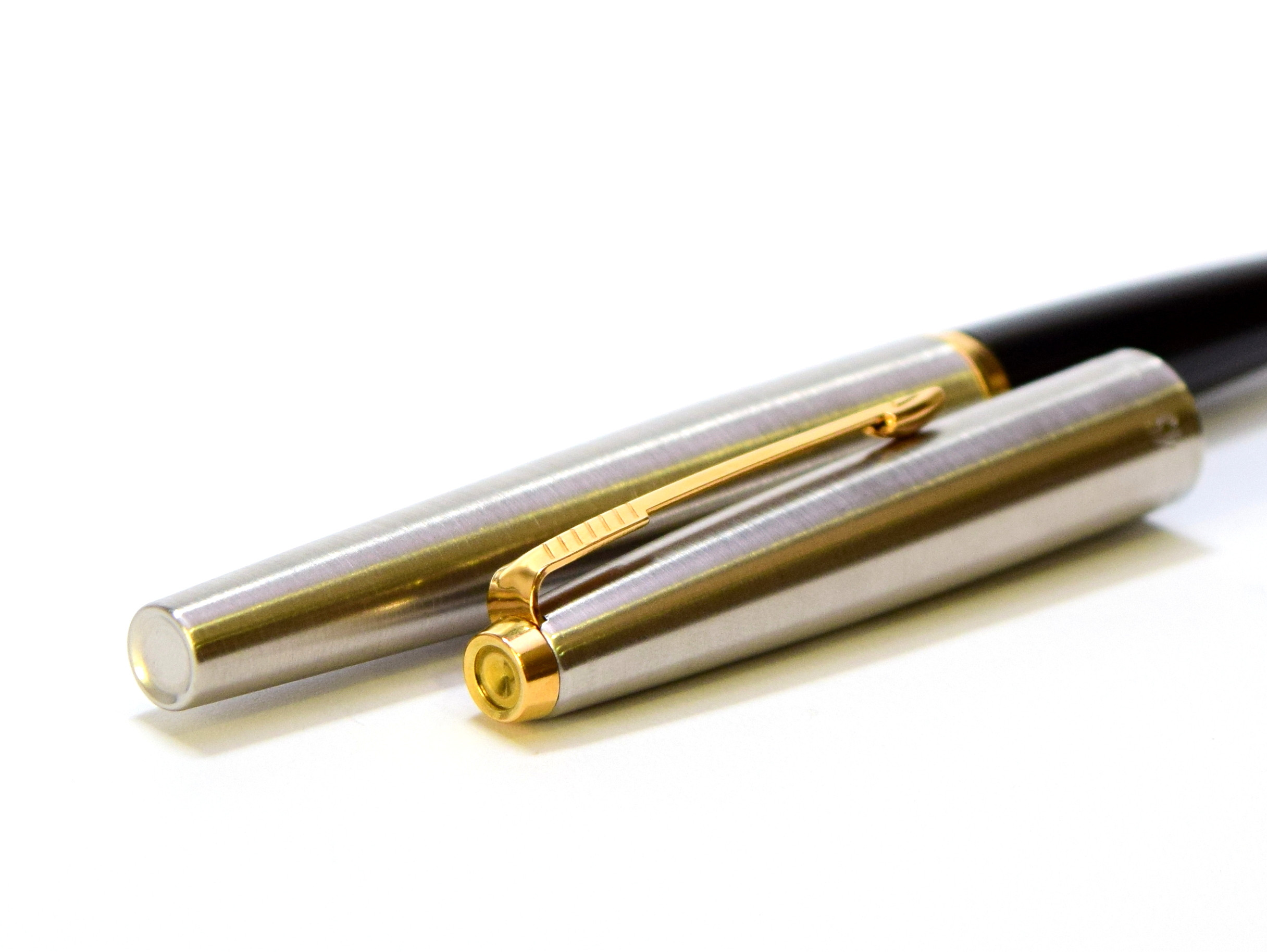Stylo Plume Parker 45 Flighter - Acier Poli - Plume Acier - Occasion (état Neuf) Avec Recharge