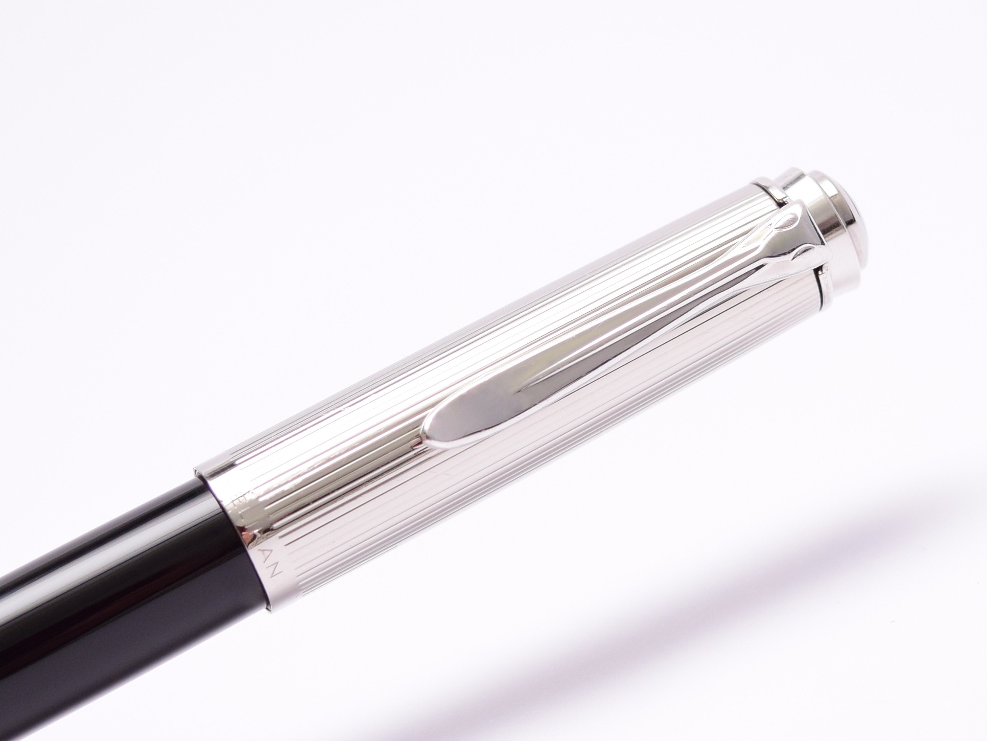 Pelikan m730 Clearance