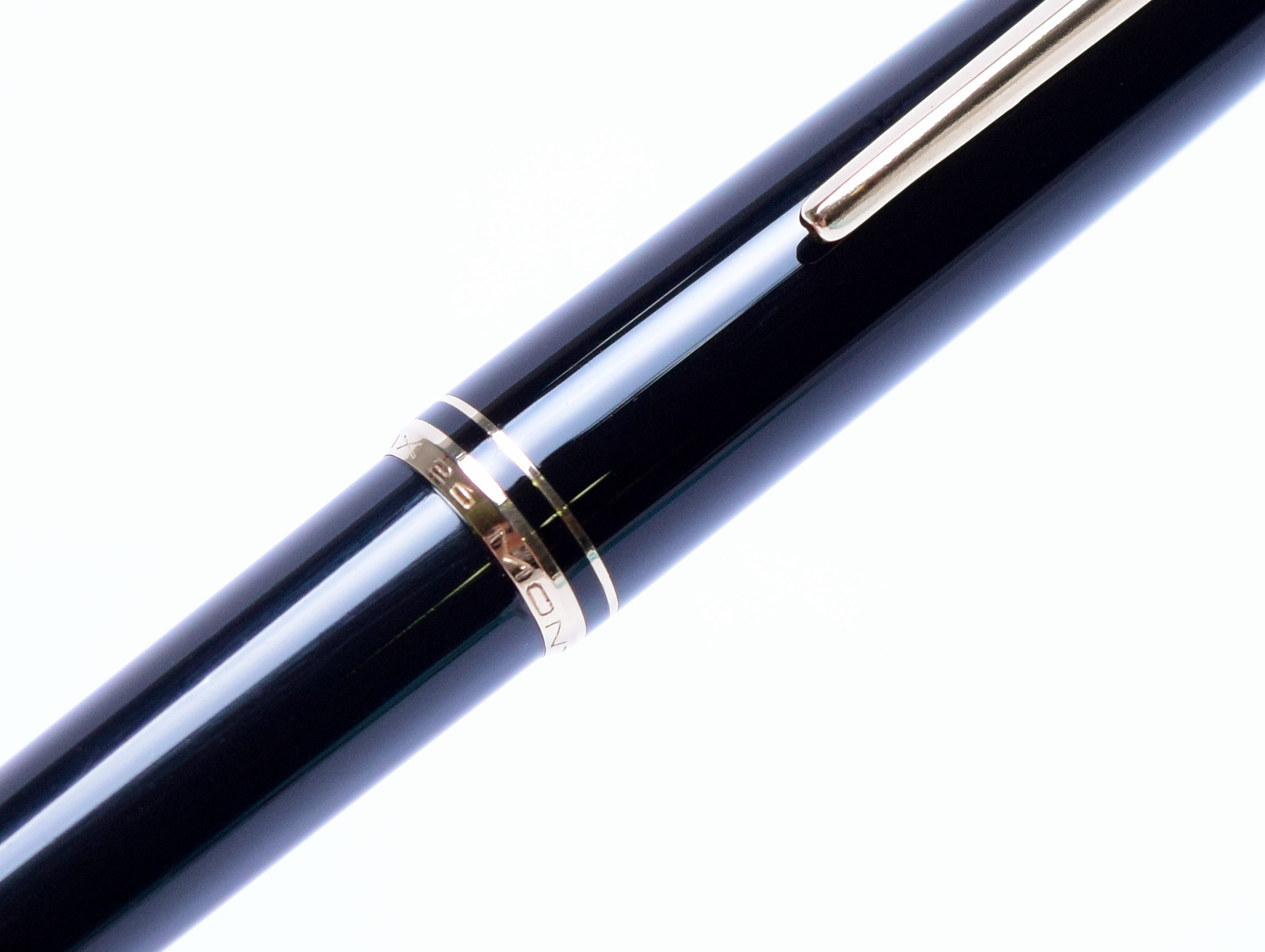 Rare 1960s MONTBLANC 26 Black Resin & Gold 1.18mm Push Button