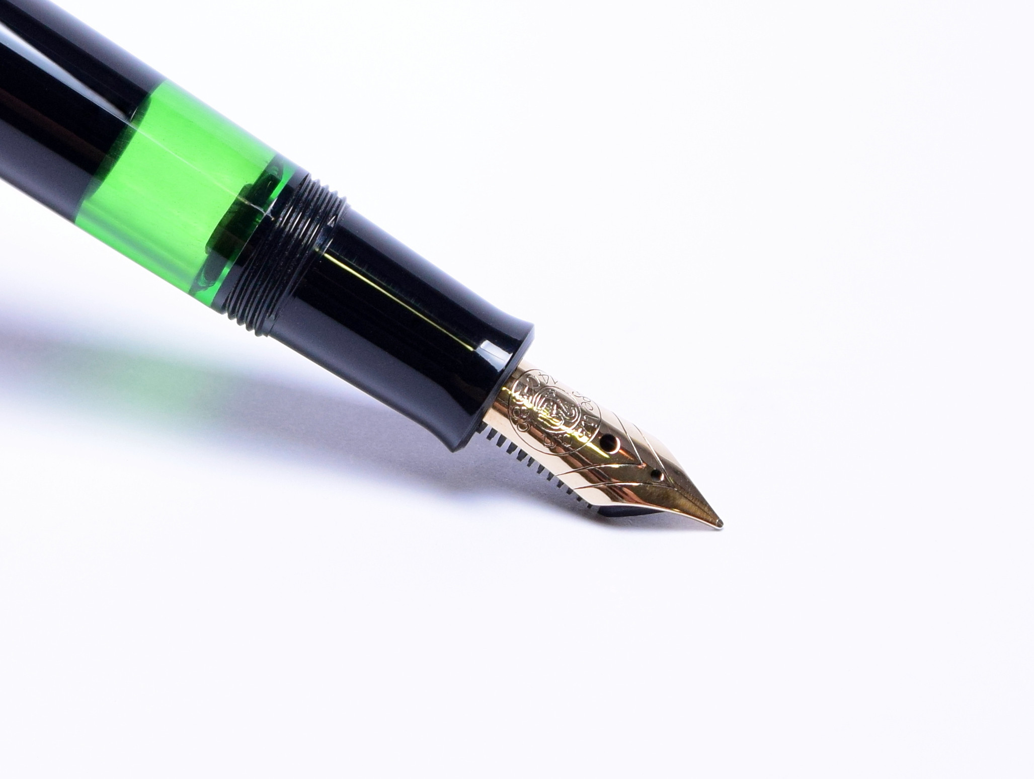 Rare 1996 Pelikan M250 Black Resin with Rare Two Hole DF