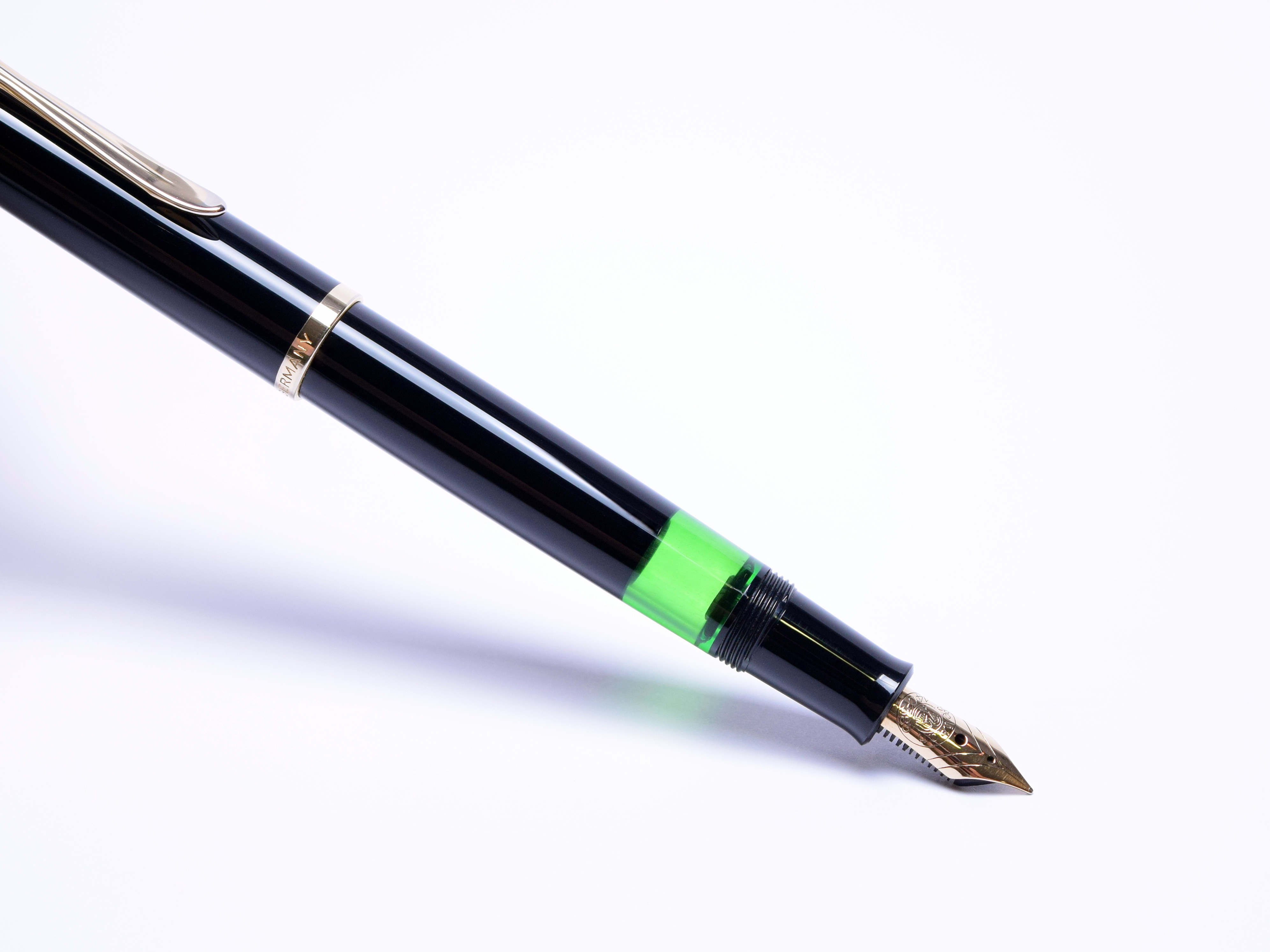 Rare 1996 Pelikan M250 Black Resin with Rare Two Hole DF
