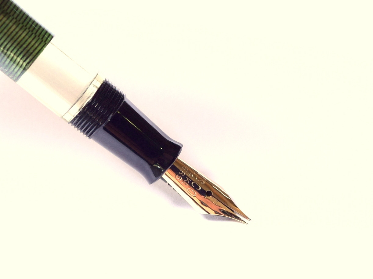 Vintage 991 TOZ Penkala Croatia Green Celluloid Piston With Super