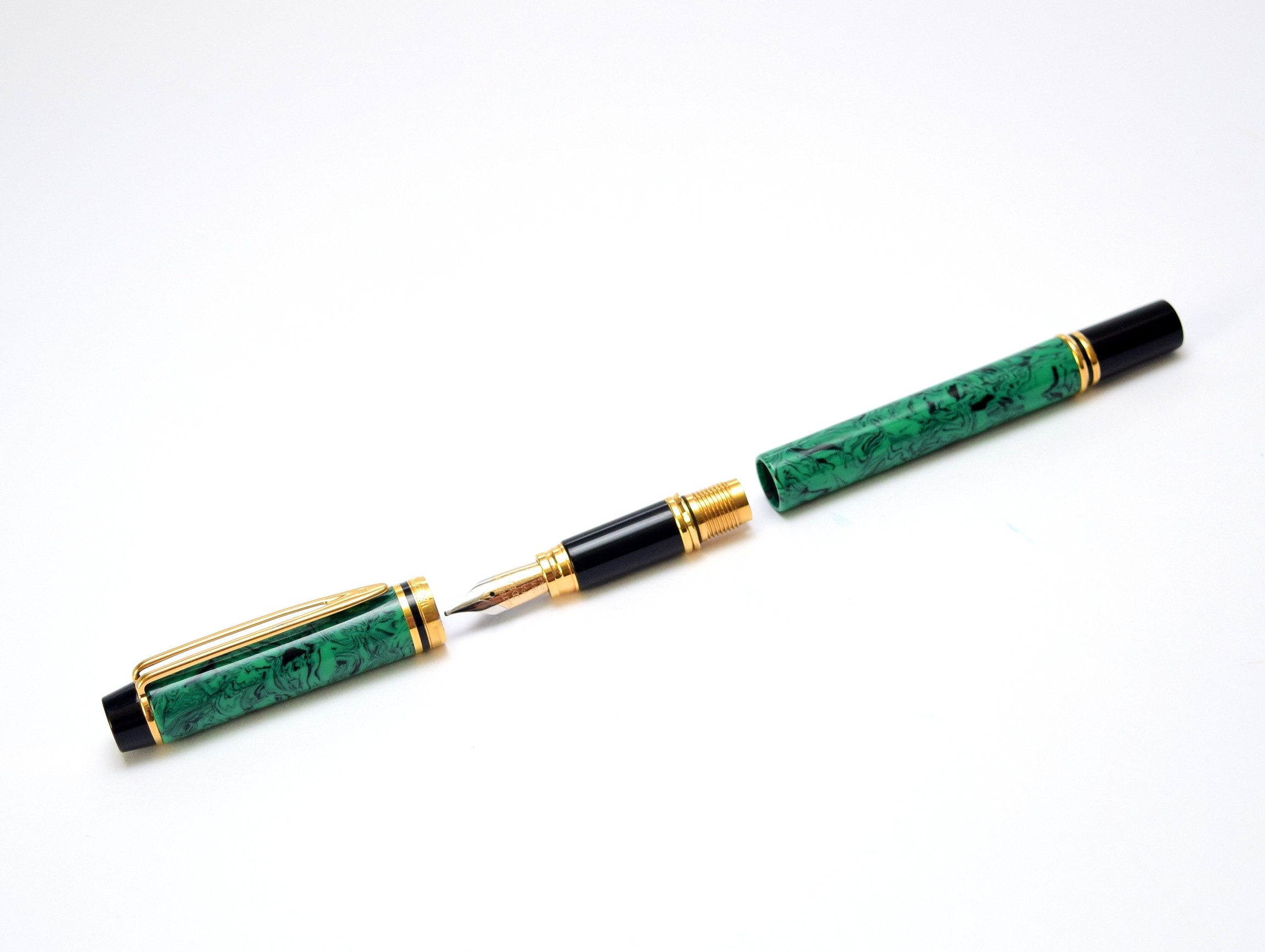 Stunning 1990 Waterman Ideal Le Man 200 Rhapsody Jade Green Ripple