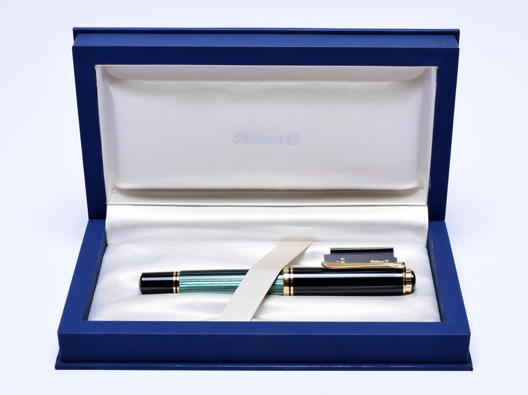 Pelikan 万年筆 18C-750 F Pelikan Nib for M1000 M1005 Raden Maki-e - 18C 750 gold two tone