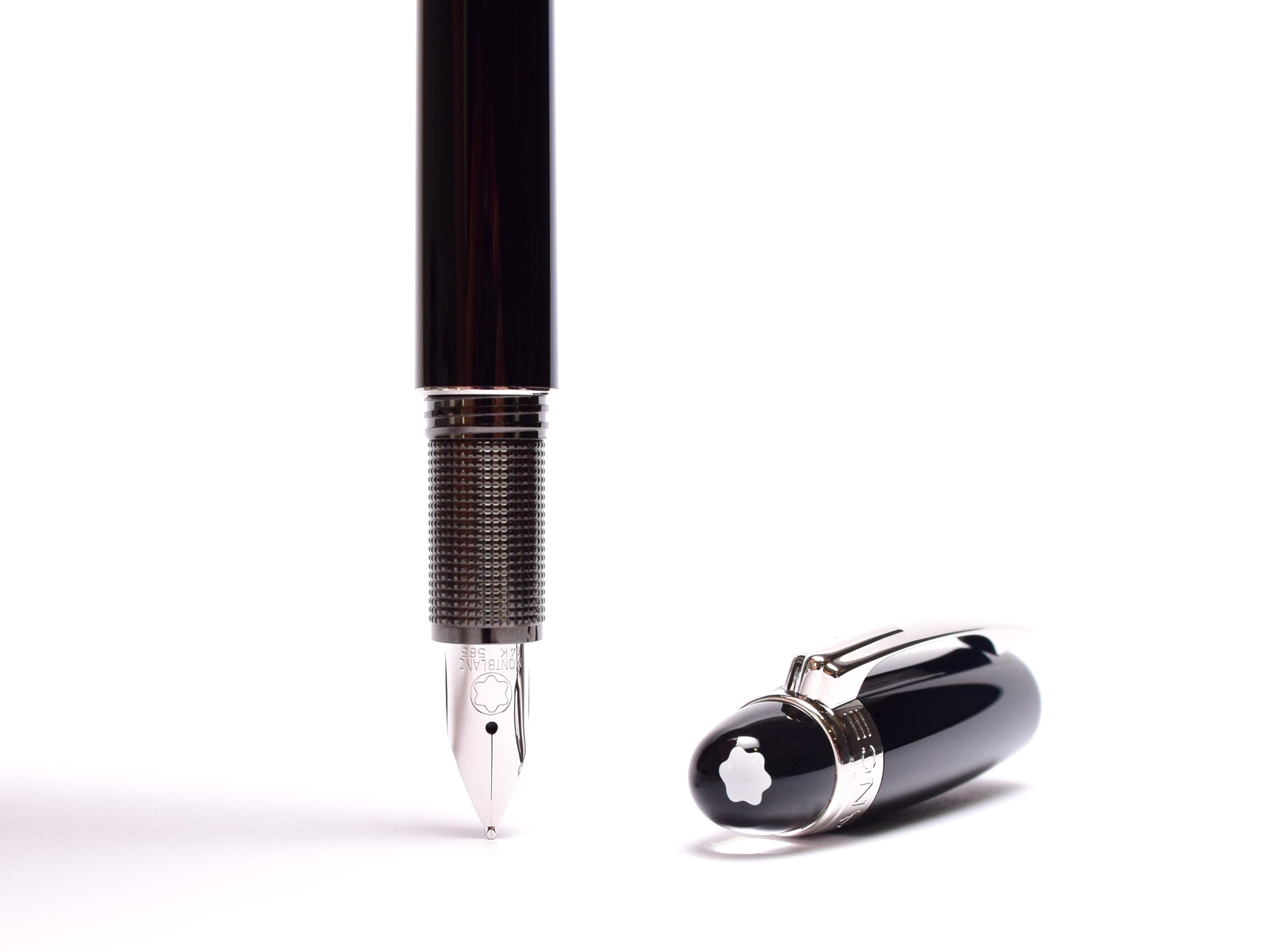 Classic Montblanc STARWALKER Precious Midnight Black Resin