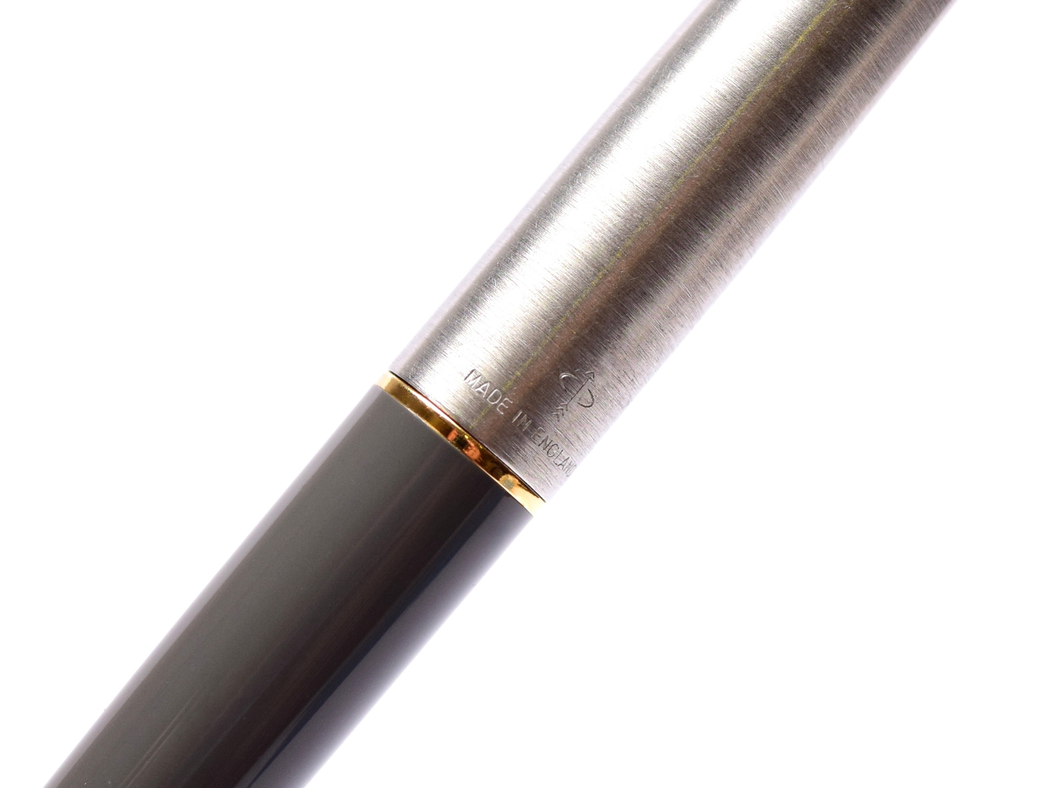 Vintage 1960s Parker 45 Student Gray Body 14K Gold F Nib Fountain Pen ...