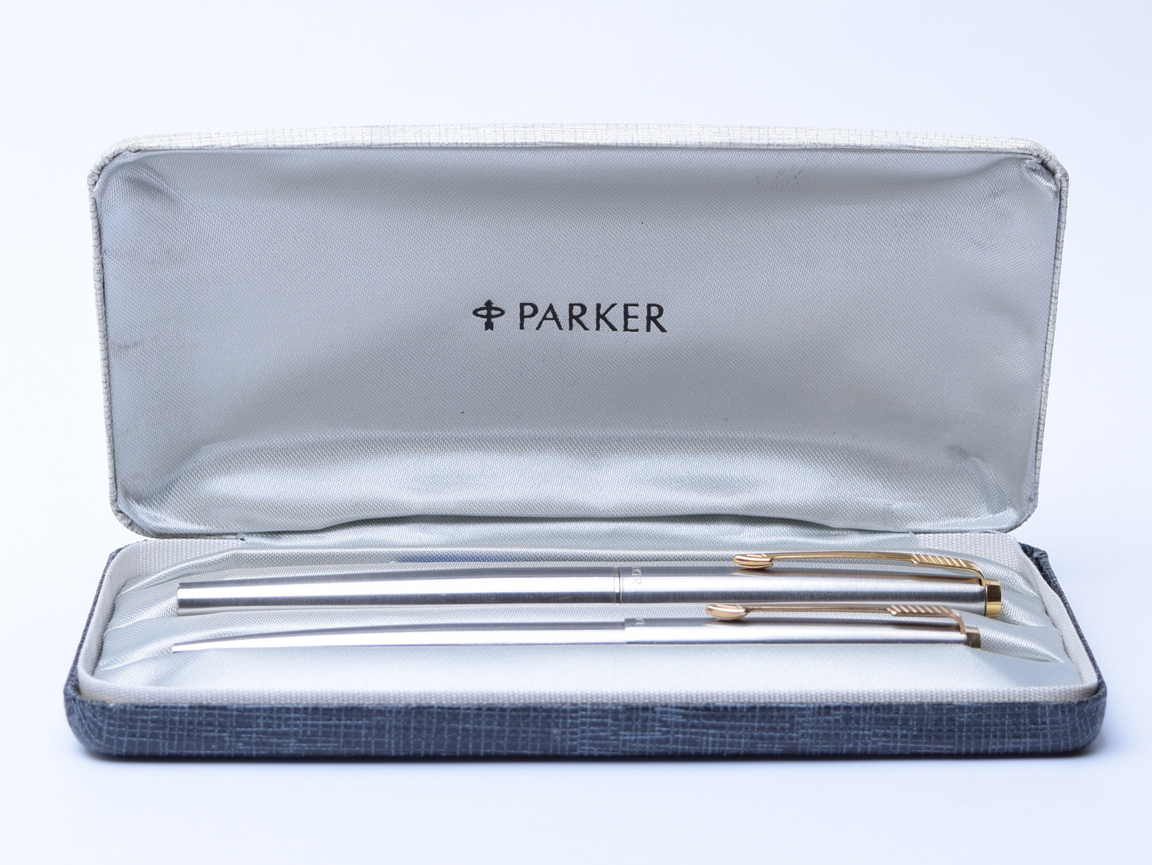1970's Second Generation PARKER 45 UK Brushed Steel & Gold M 14K Nib ...