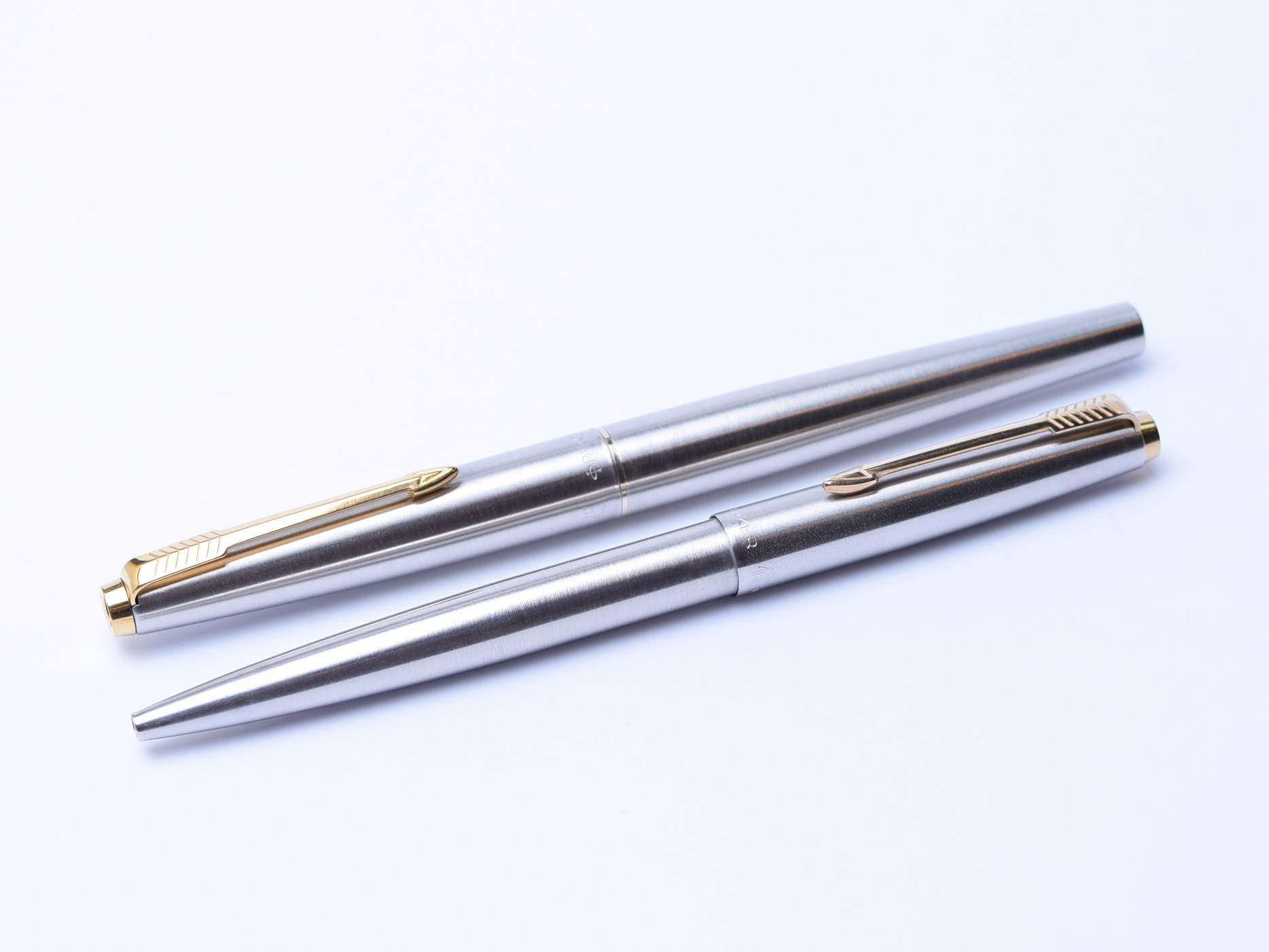 1970's Second Generation PARKER 45 UK Brushed Steel & Gold M 14K Nib ...