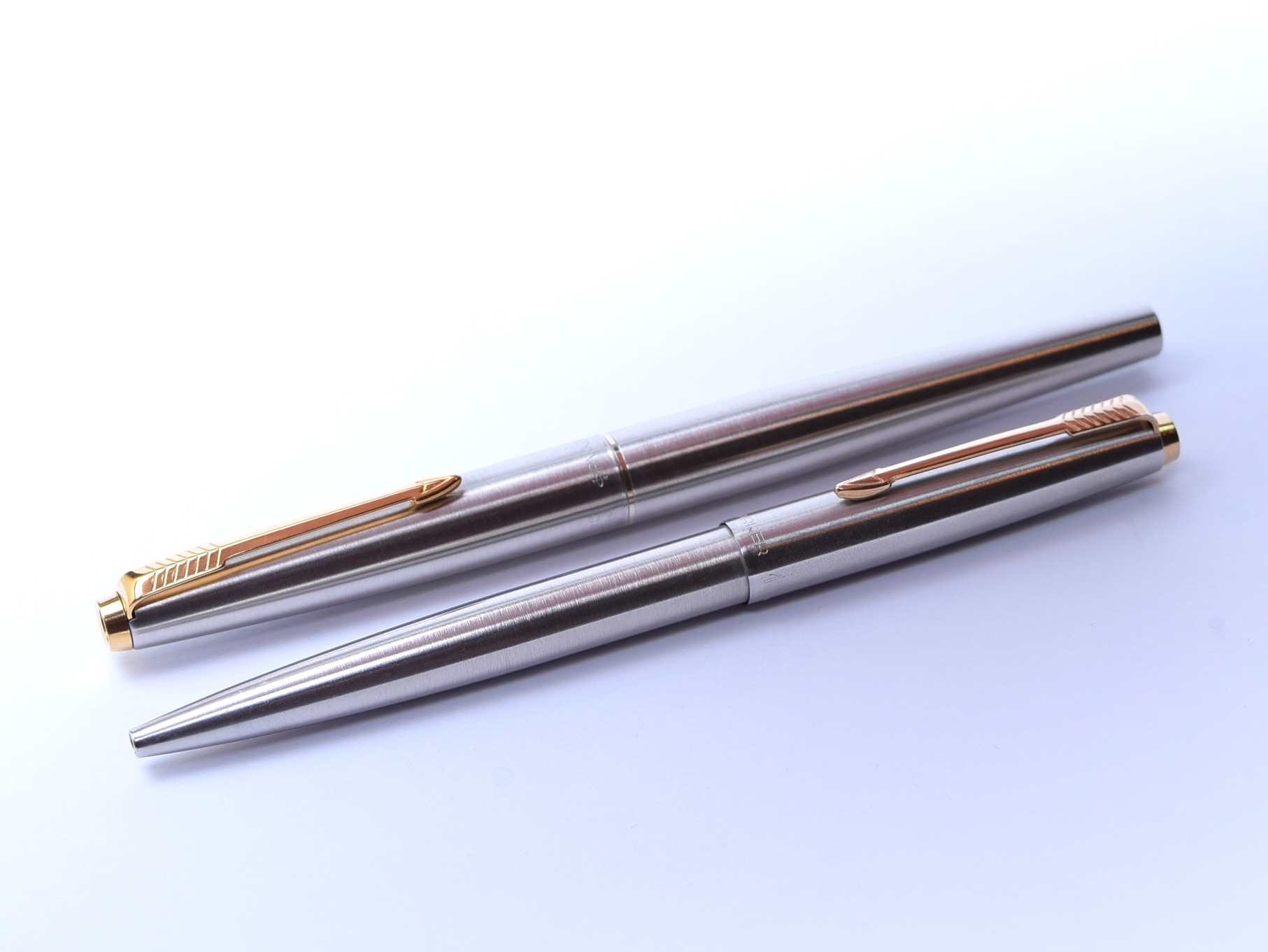 Parker 45  Stainless Steel & Gold Ballpoint Pen Click Pen Black M  New In Box Uk 