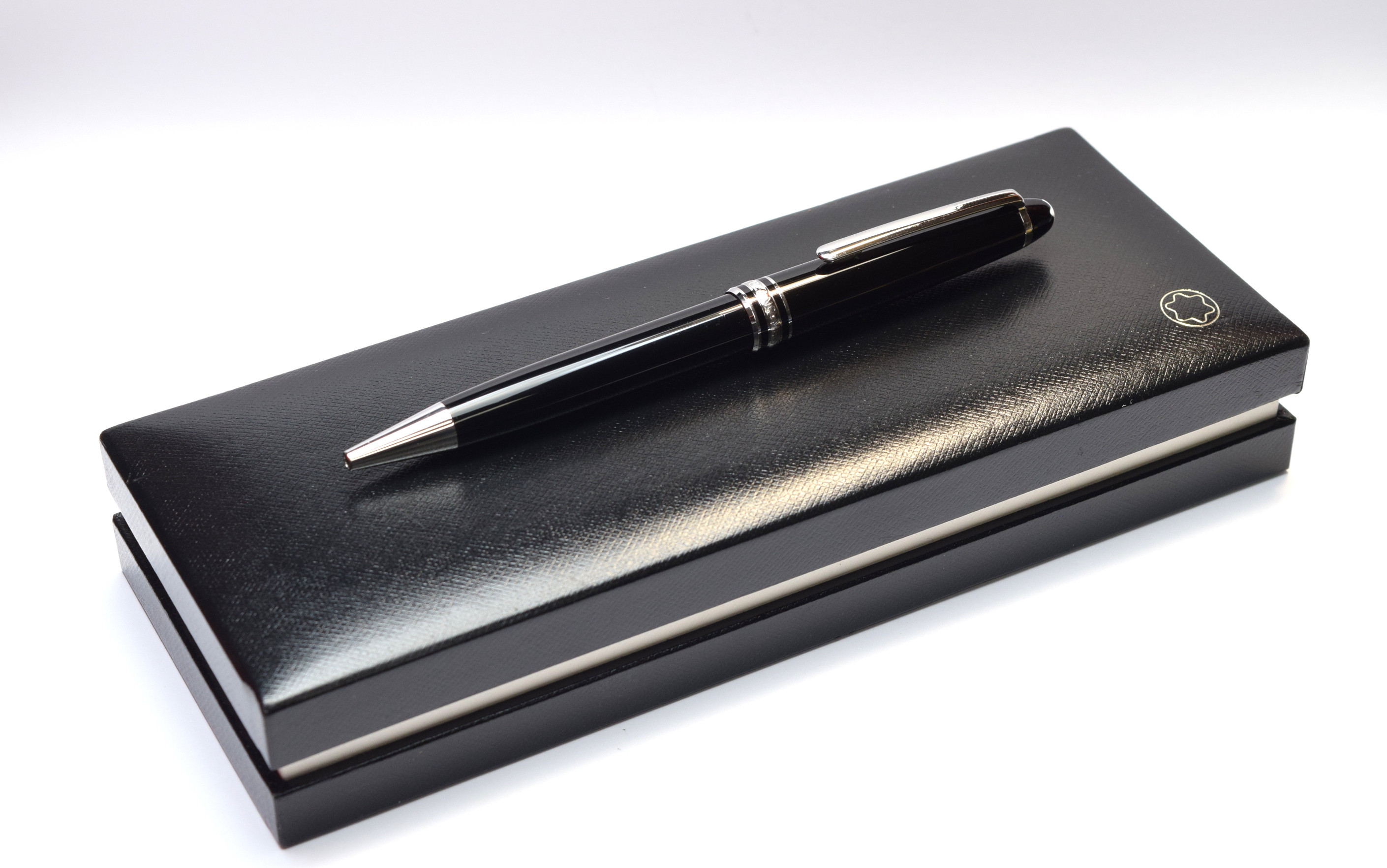 Montblanc 164 Classique Meisterstück / Masterpiece Ballpoint Pen ...