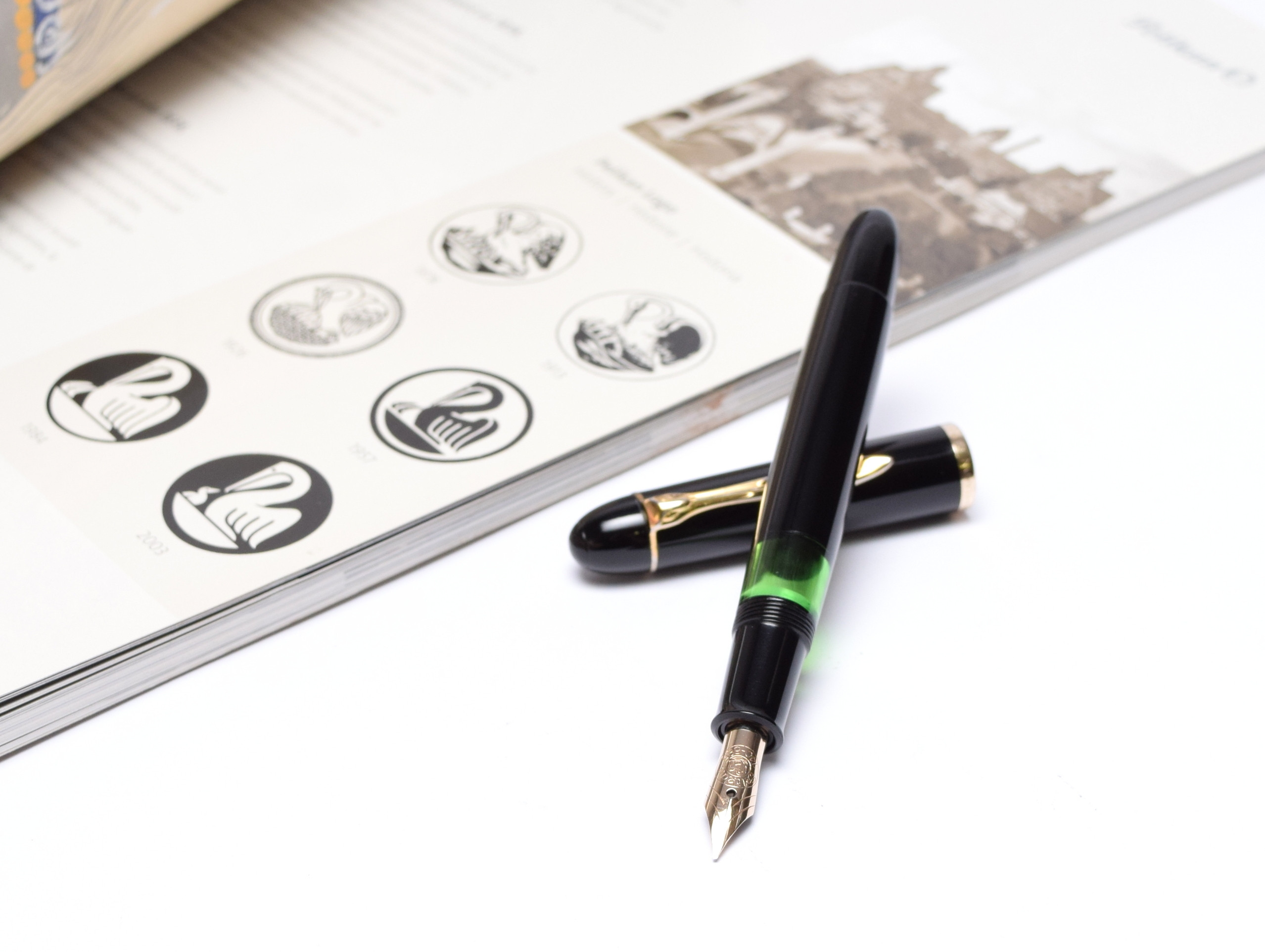 Rare 1956 Pelikan 140 All Black Gunther Wagner Super Flexible 14K