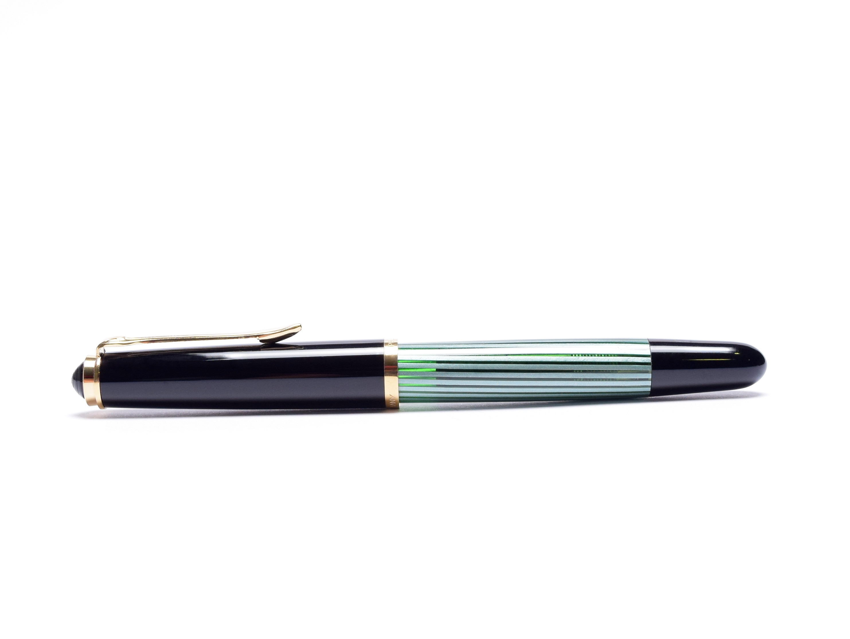 ヴィンテージ pelikan400  クーゲルMニブ（KM） The Pelikan 400 And Its Many Forms - The Pelikan's Perch The