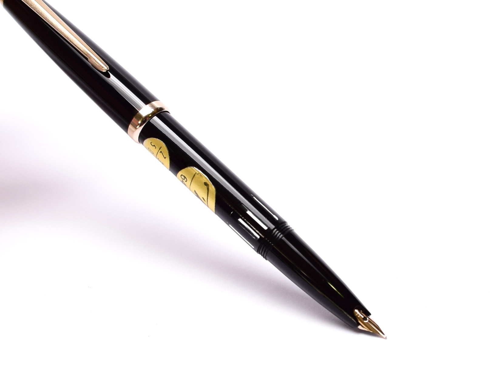 Vintage 1960s Reform 6488 Round Hooded Fully Flexible 14K Gold EF Nib