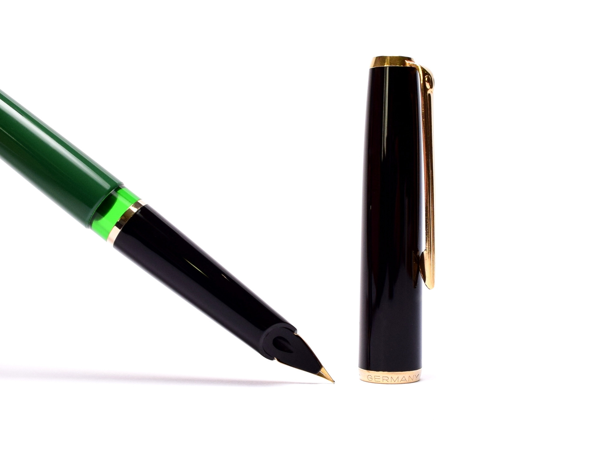 Vintage 1970s Pelikan MK10 Airplane Safe Green EF Extra Fine Nib