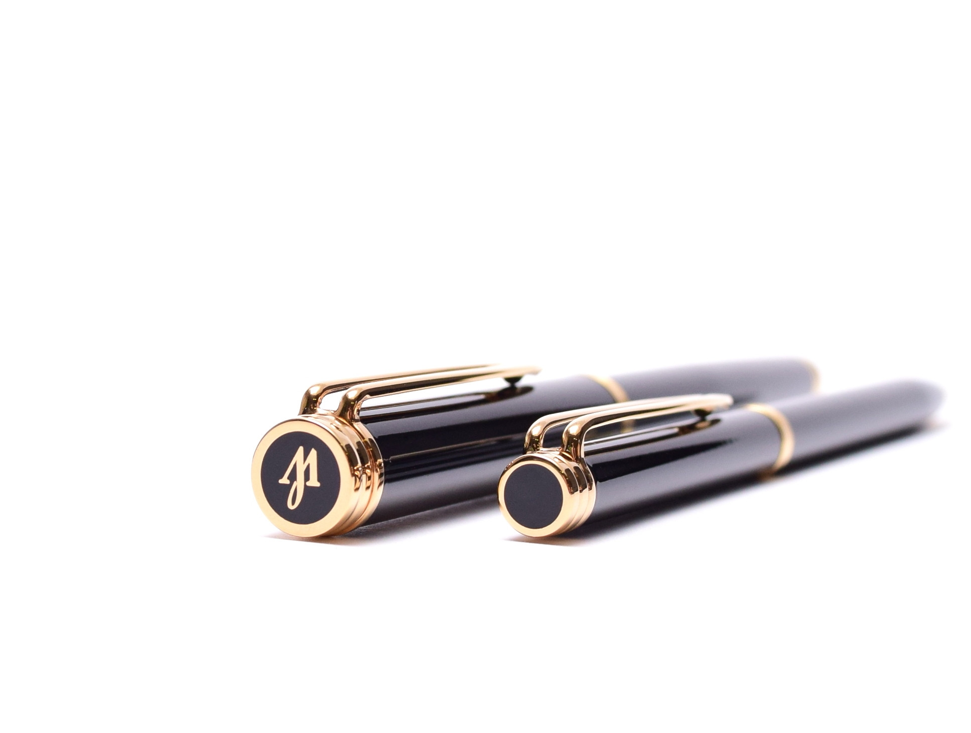 1990s WATERMAN Ideal Gentleman Black Lacquer & Gold 18K F Flex Nib