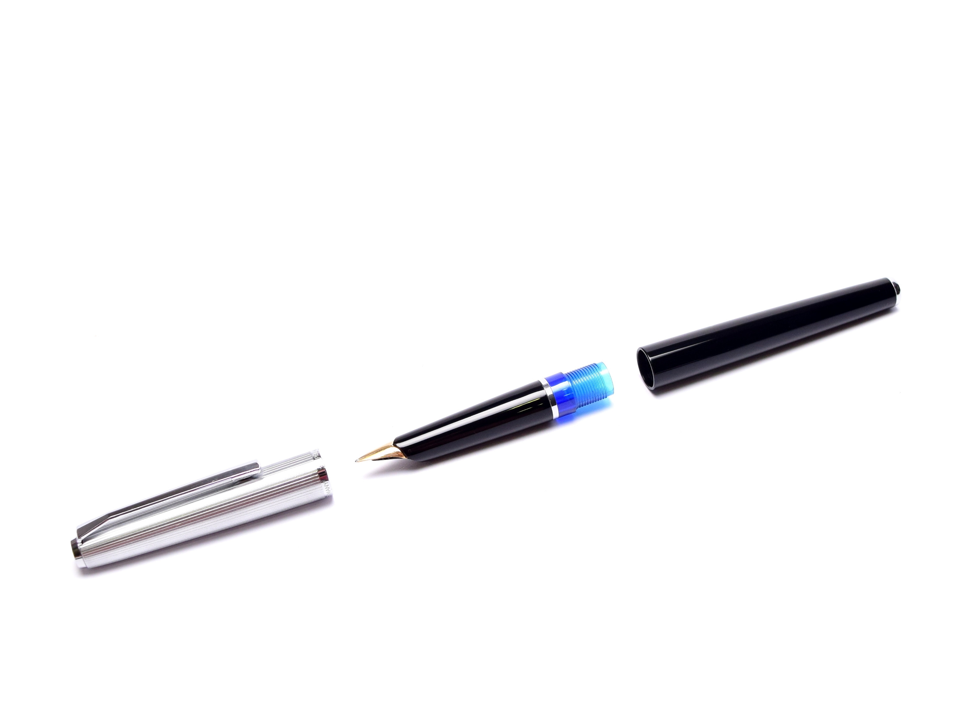 Pelikan 20 Silvexa Black Resin & Chrome Solid Gold 14K 585 Semi