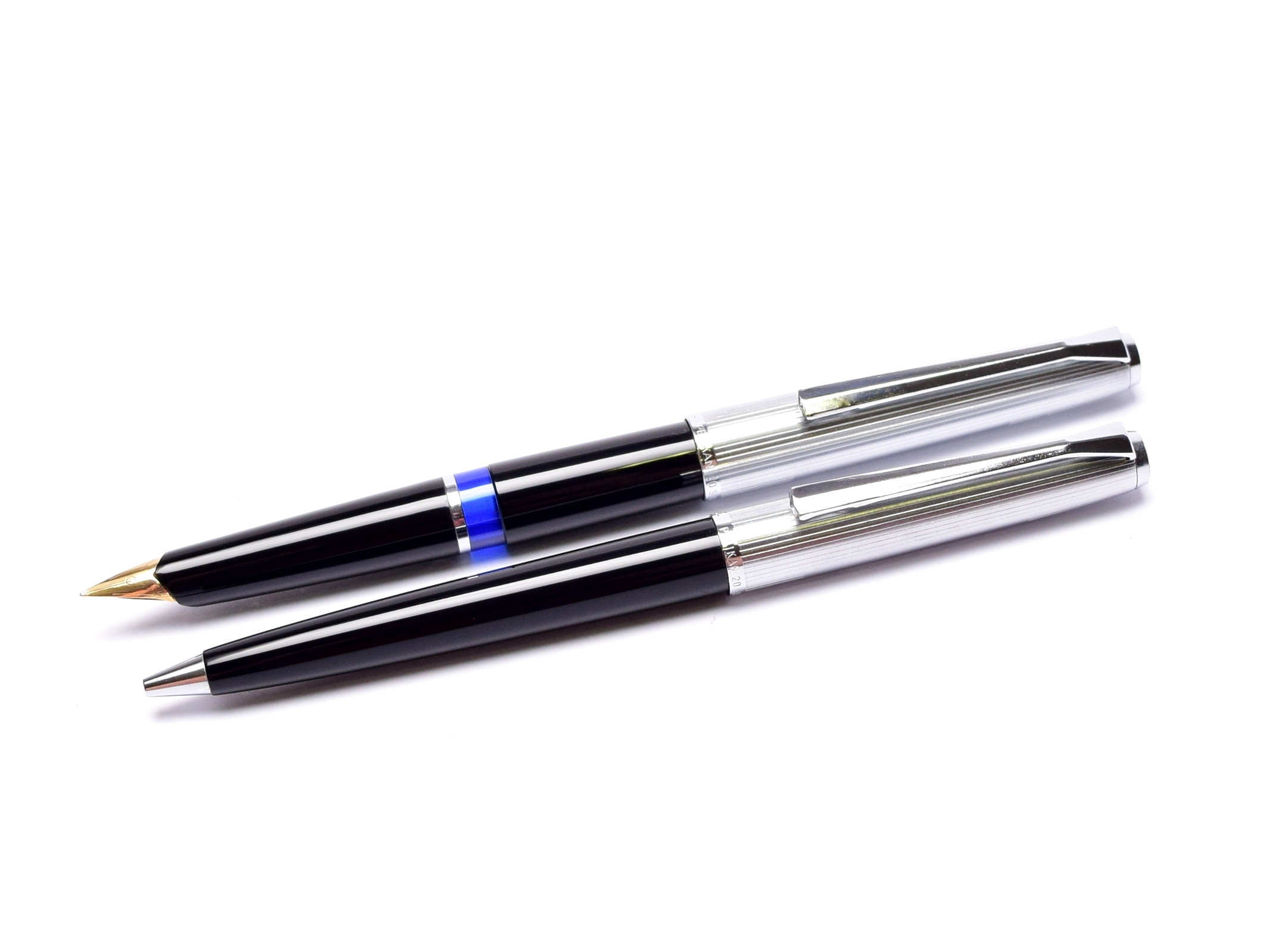 Pelikan 20 Silvexa Black Resin & Chrome Solid Gold 14K 585 Semi