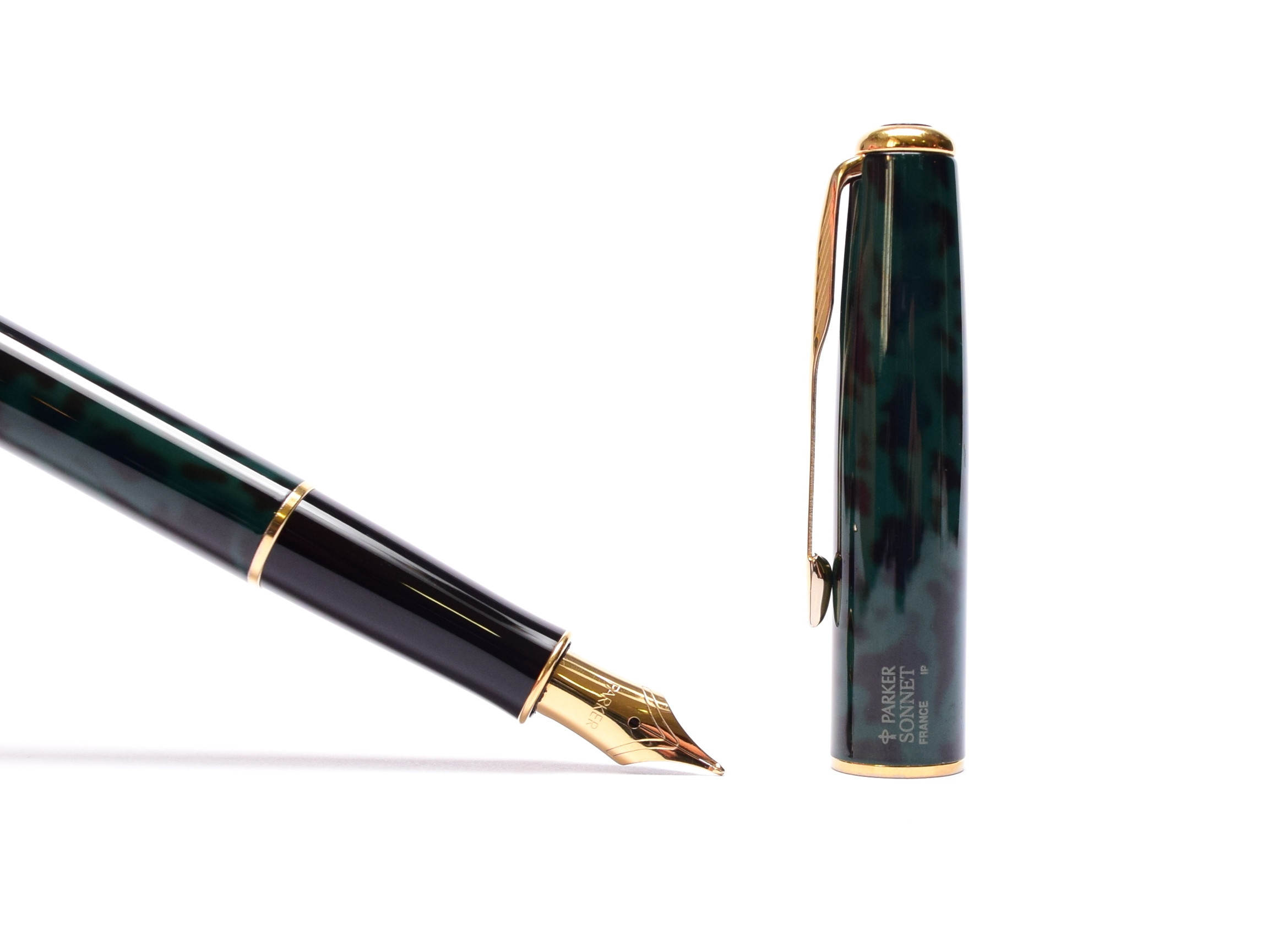 Vintage Parker Sonnet Forest Green Lacquer & Gold Plated Trims