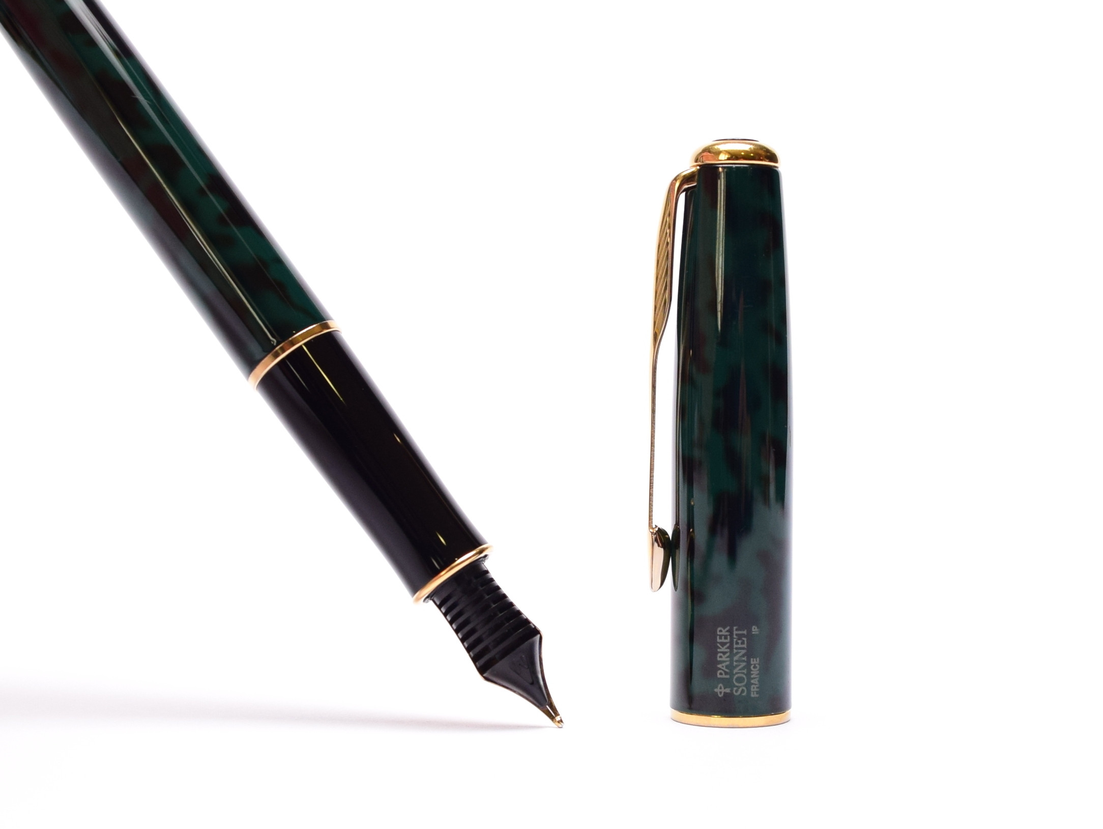 Vintage Parker Sonnet Forest Green Lacquer & Gold Plated Trims