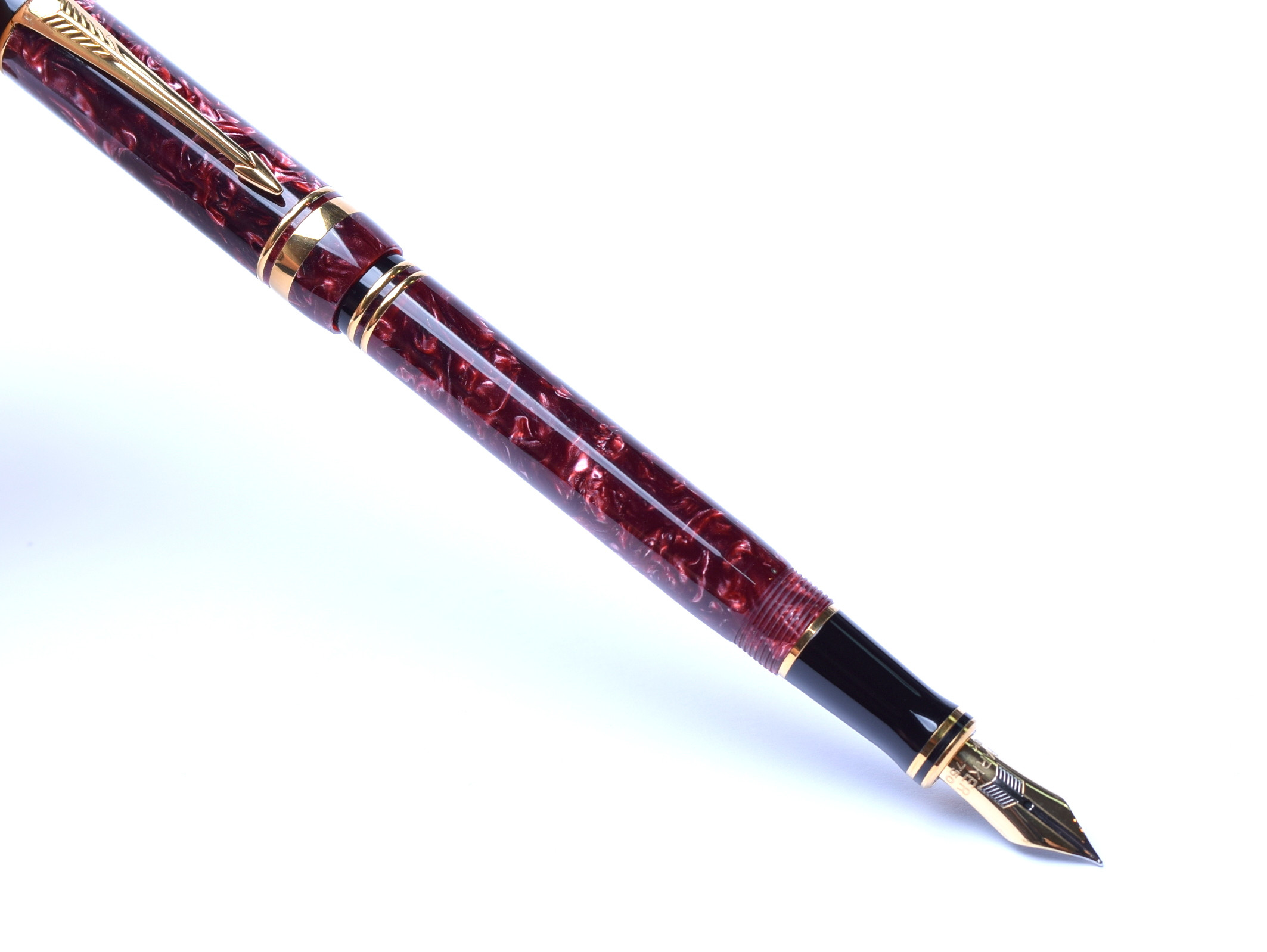 1990 PARKER Duofold International Centennial Red Marble 18K 750