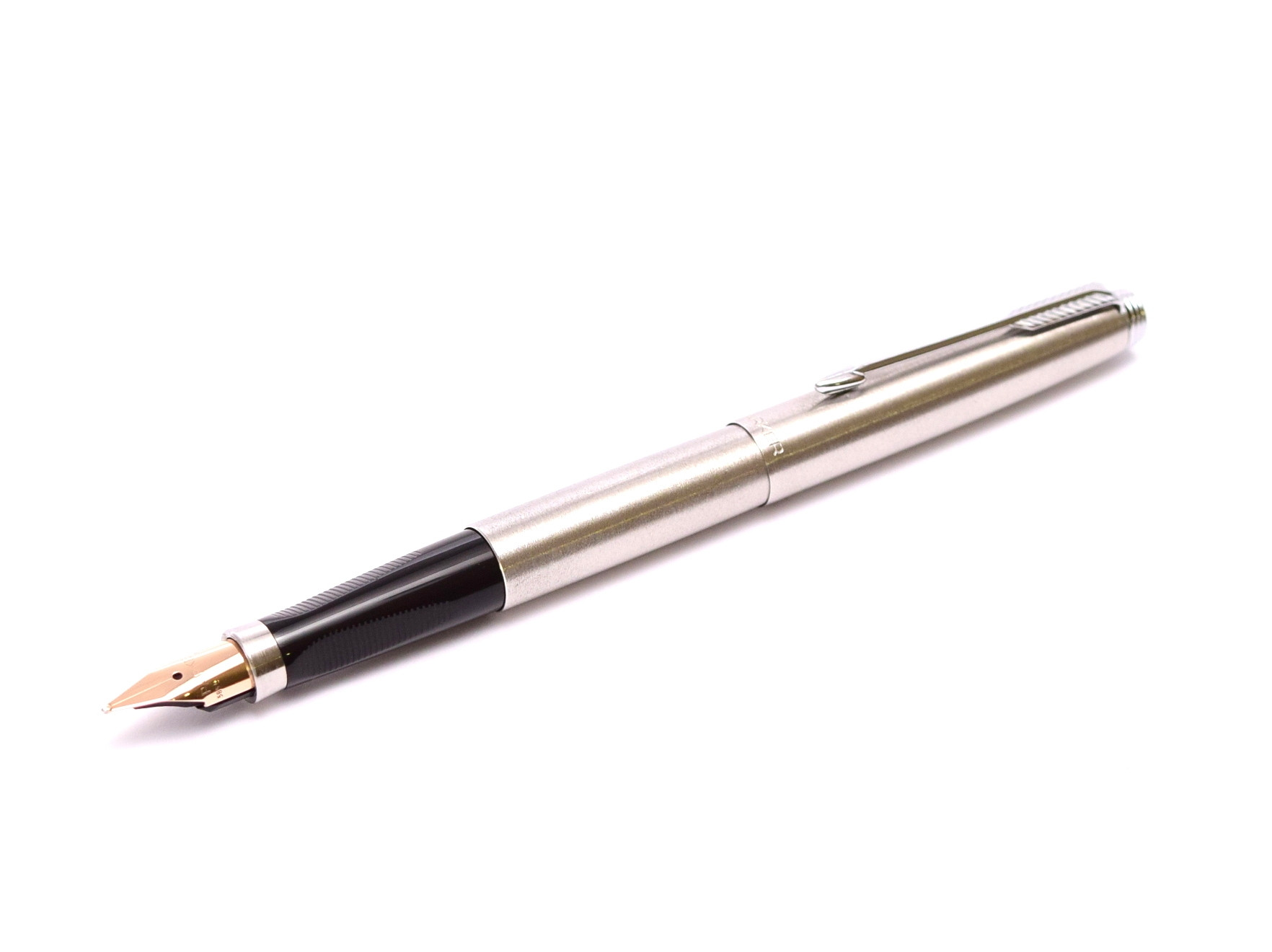 1982 PARKER 75 Made in France 14K Gold M Medium Soft Nib Brushed