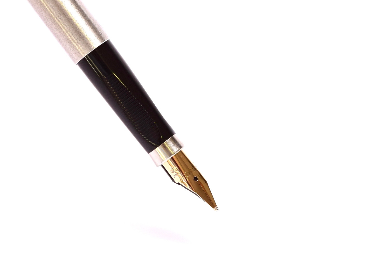 1982 PARKER 75 Made in France 14K Gold M Medium Soft Nib Brushed