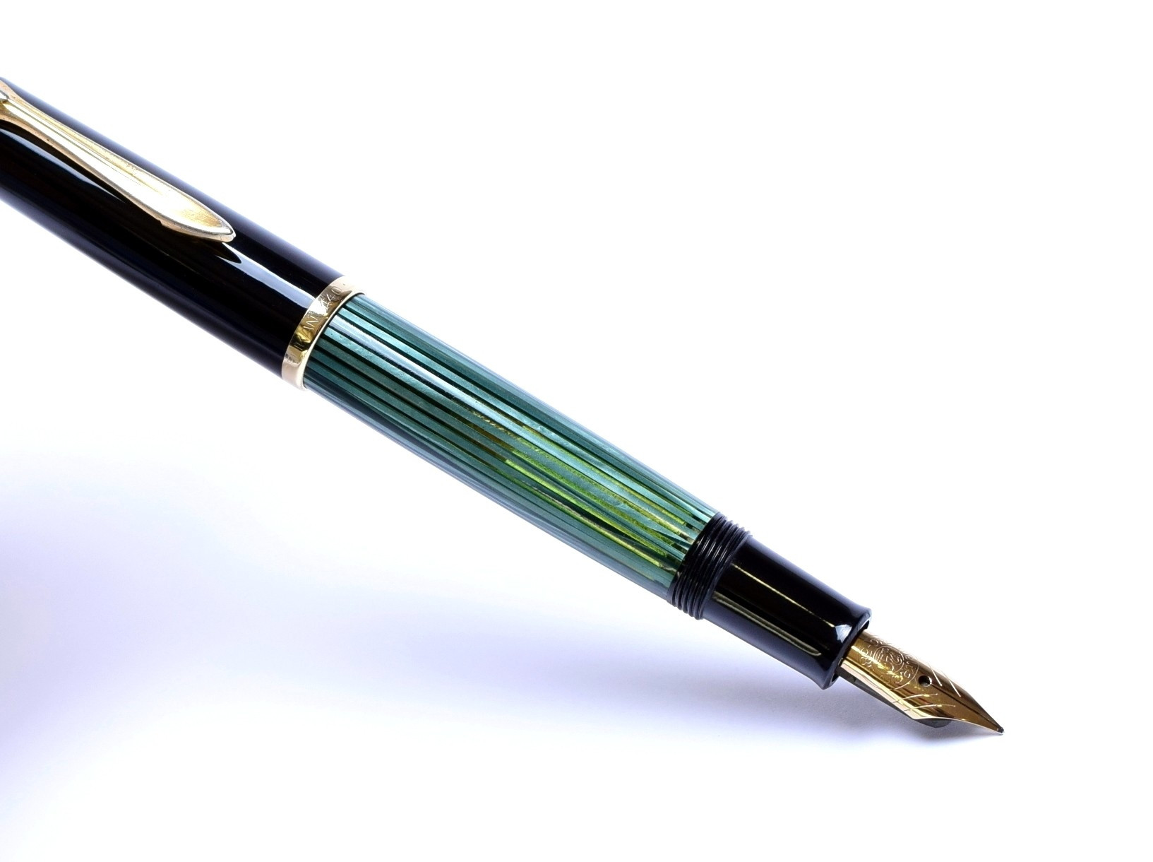 1955 PELIKAN 140 green-striped Pen 14C 585 Gold M Nib w flex to BB 