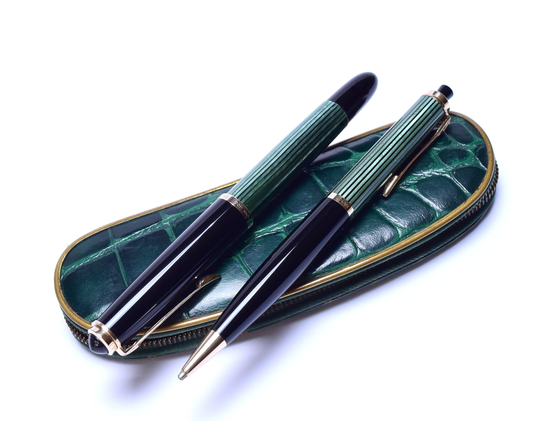1950s Pelikan 400NN & 450 Flexible EF to 3B 14K Nib Tortoise Green