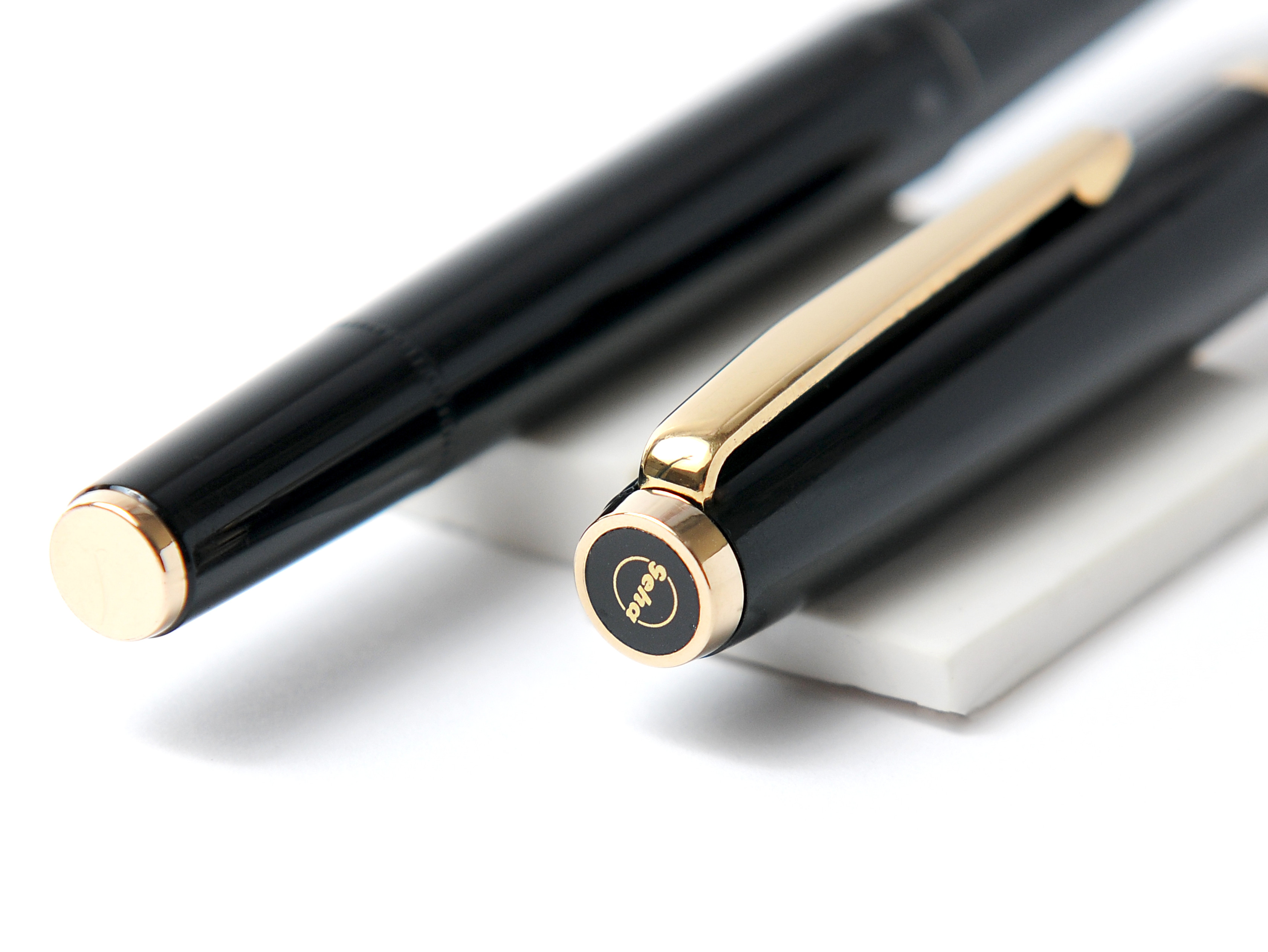 1960's GEHA No. 726 Rolled Gold Semi-Flex F Nib Black Resin