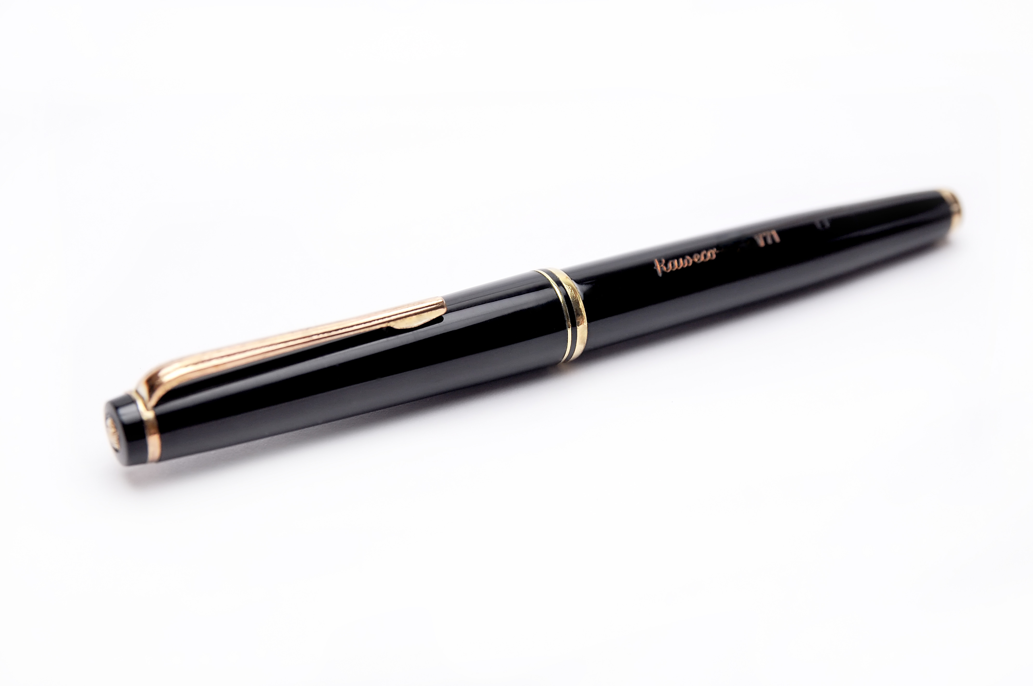 1960's KAWECO V71 Masterpiece Black Resin Oversize 14K F Nib