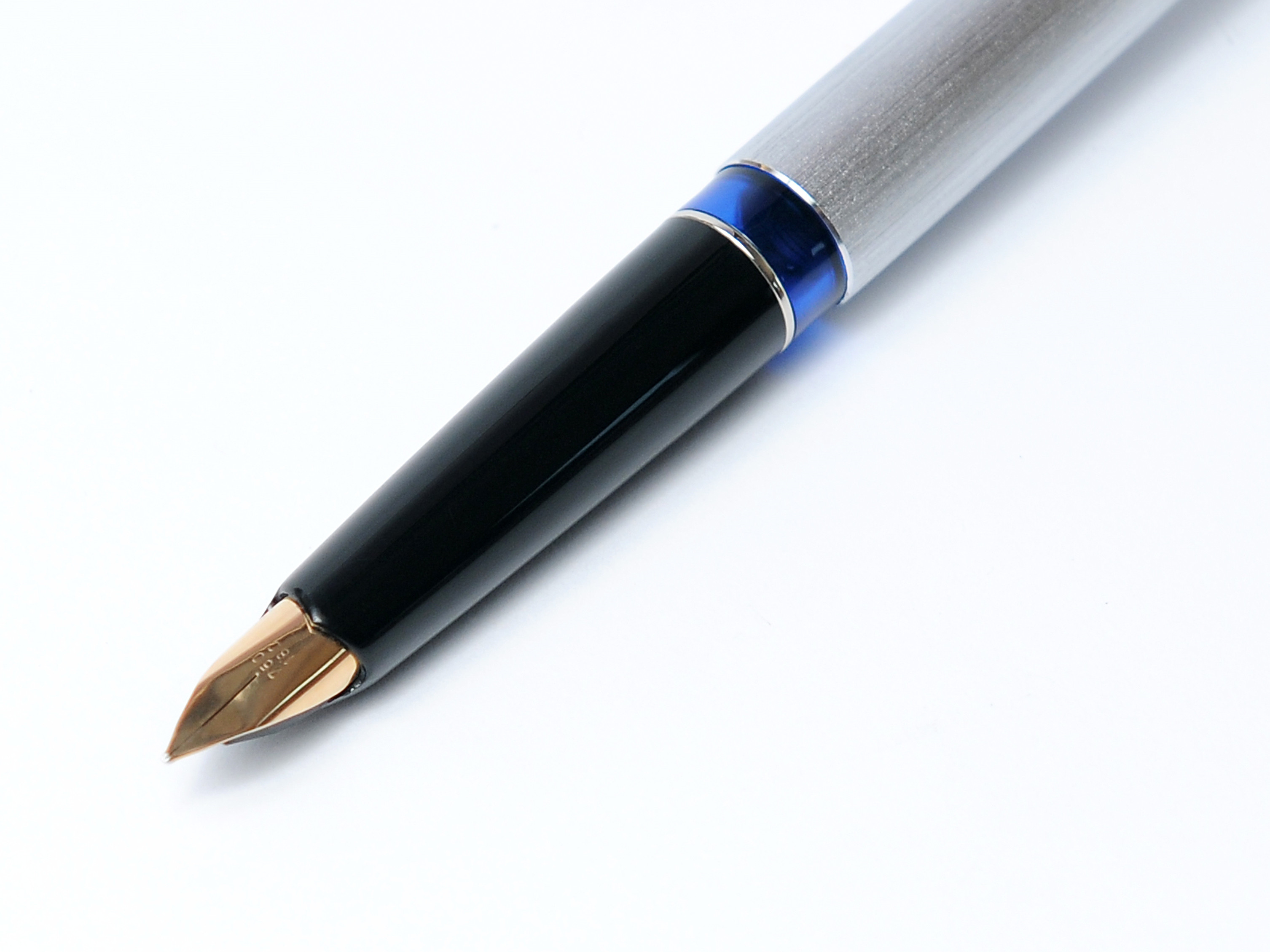 1970's Pelikan SILVEXA No. 15 Brushed Steel 18K 750 Gold OM